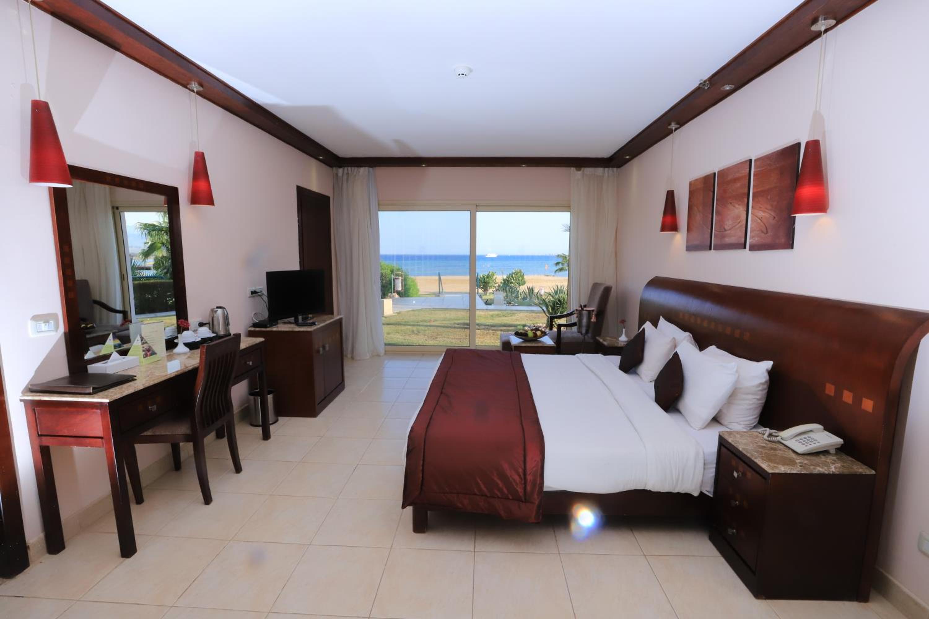 Superior  Room photo 2