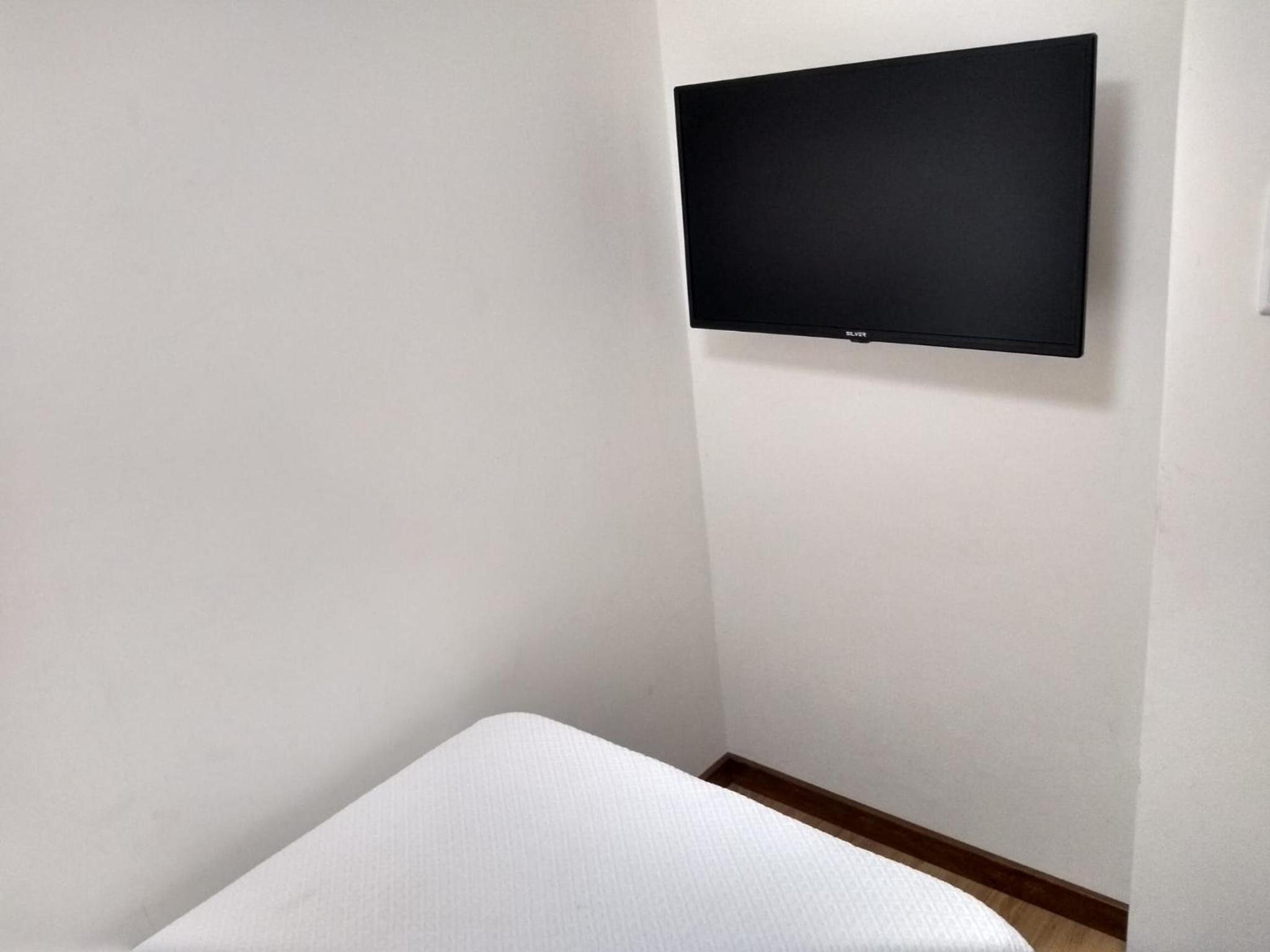 Standard Two-Bedroom Apartment - Photo 2