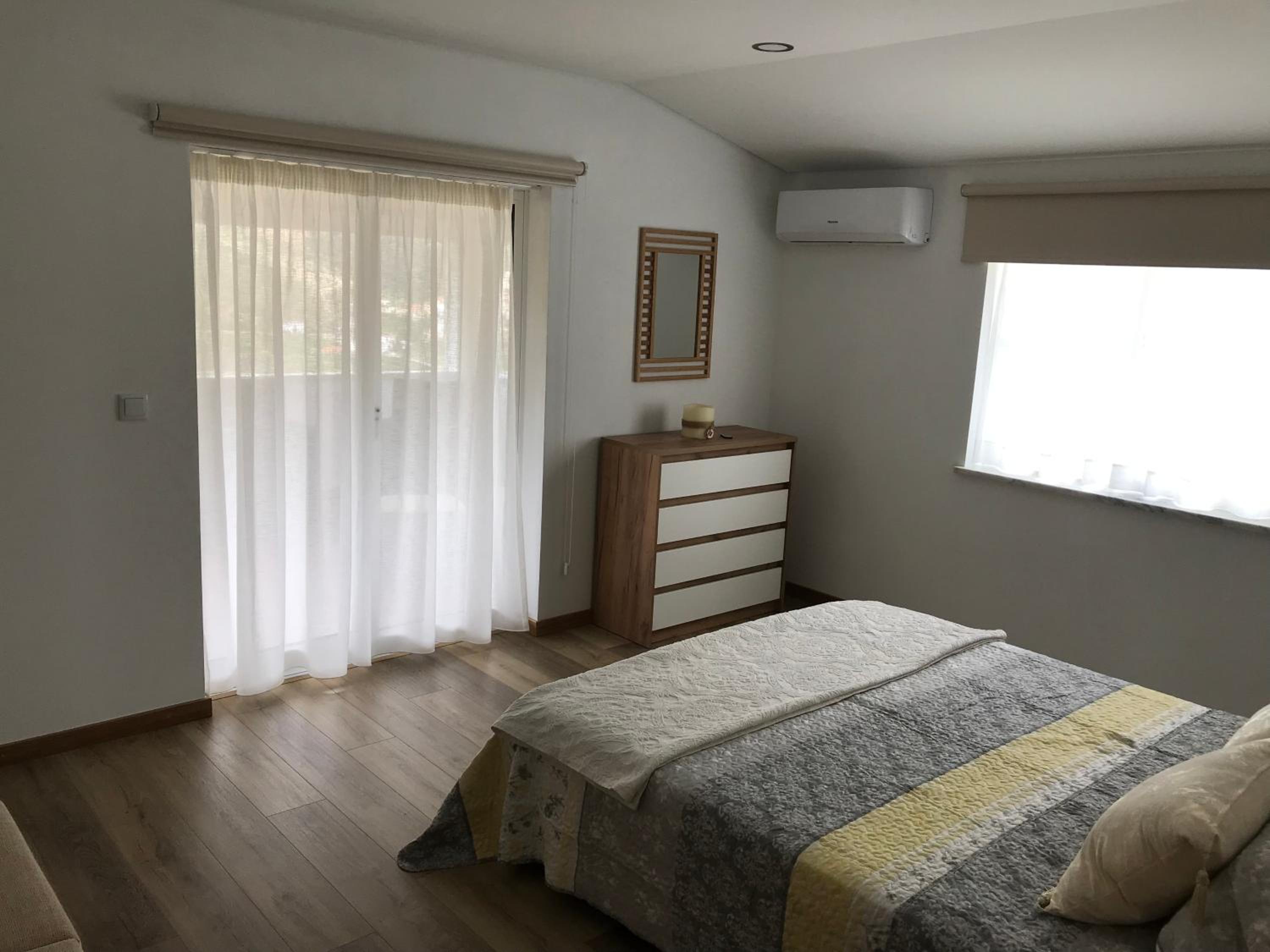 Two-Bedroom House - Photo 23