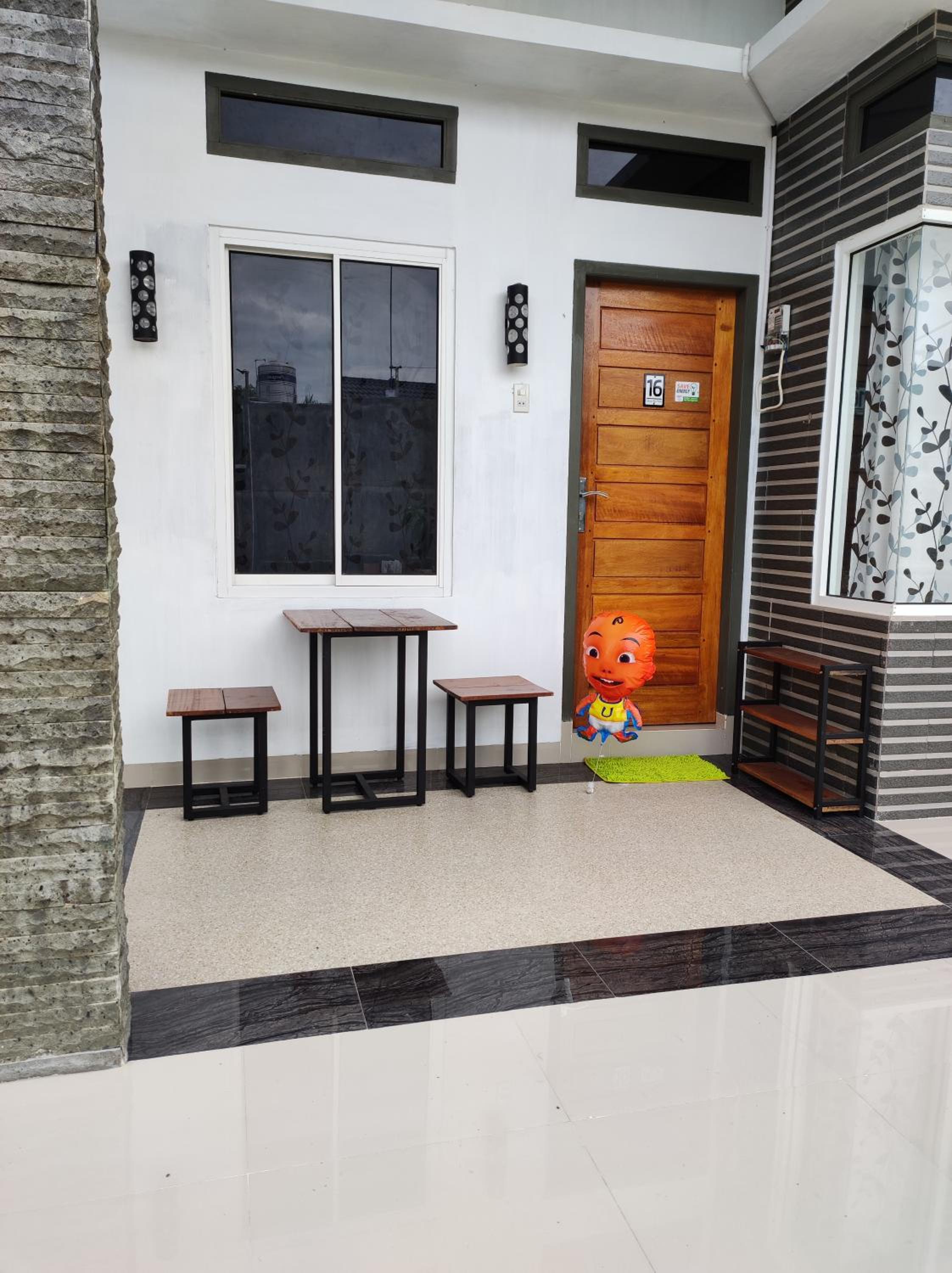 One-Bedroom House photo 2