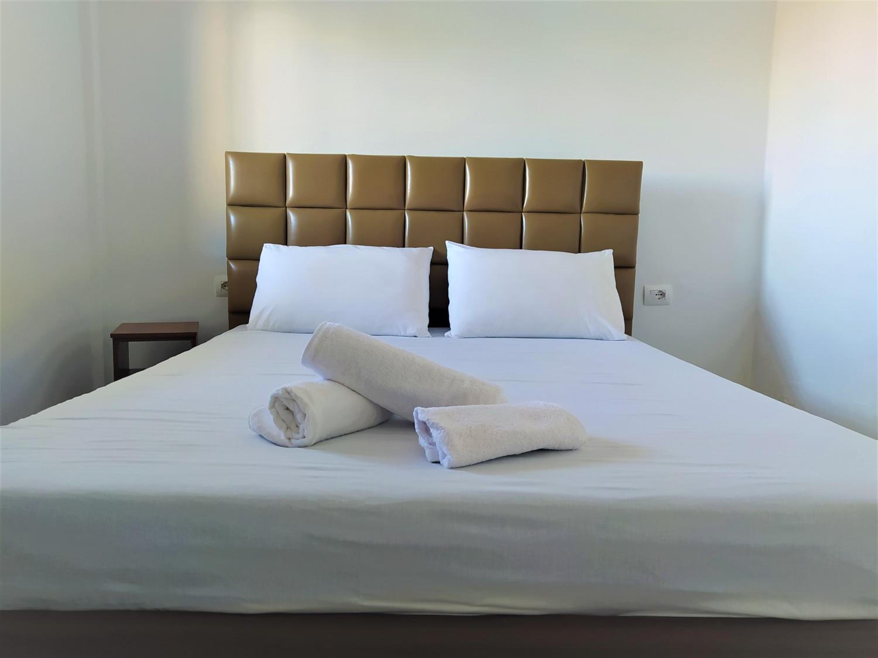 One-Bedroom Standard Apartment