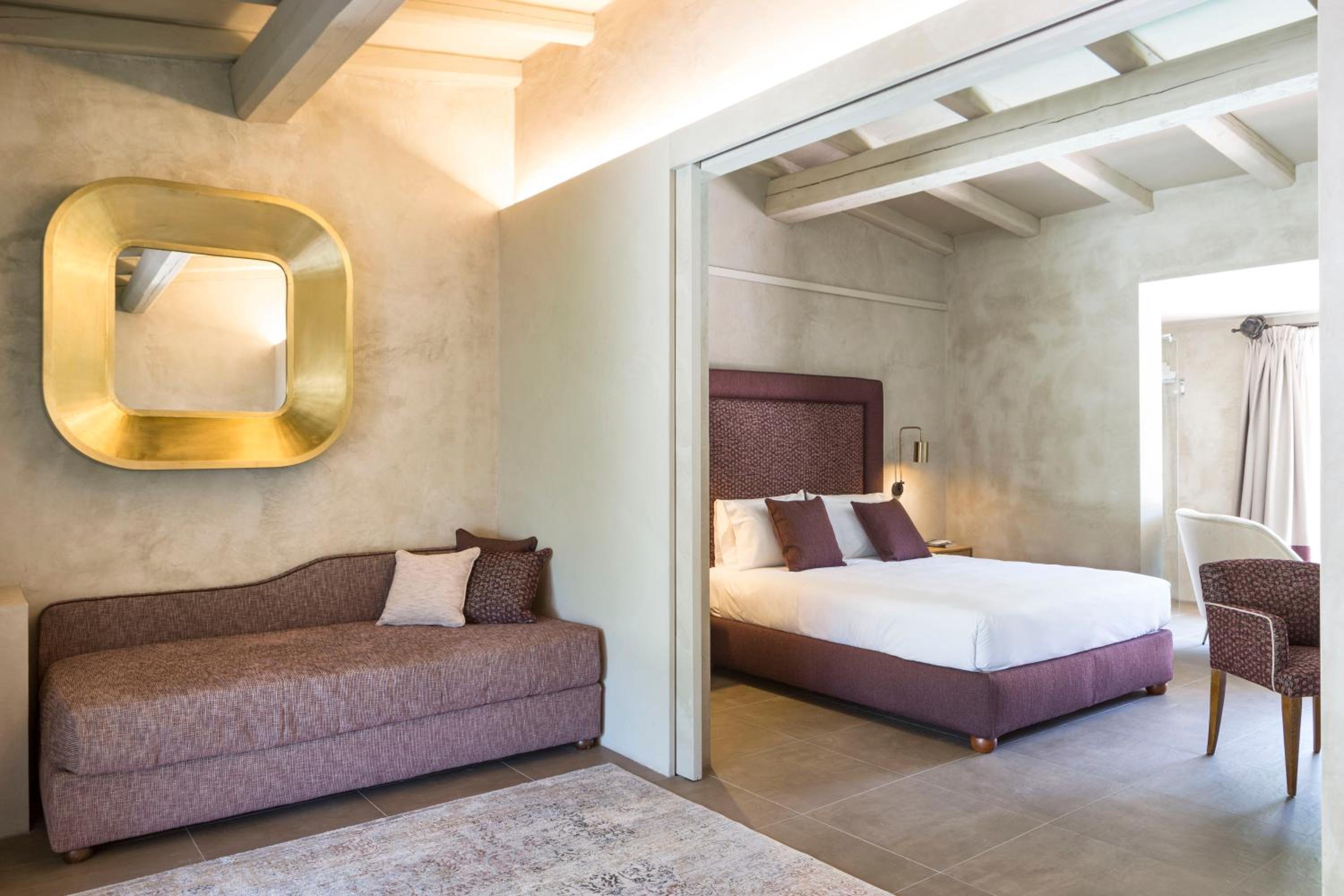 Suite with Private Pool - Photo 7