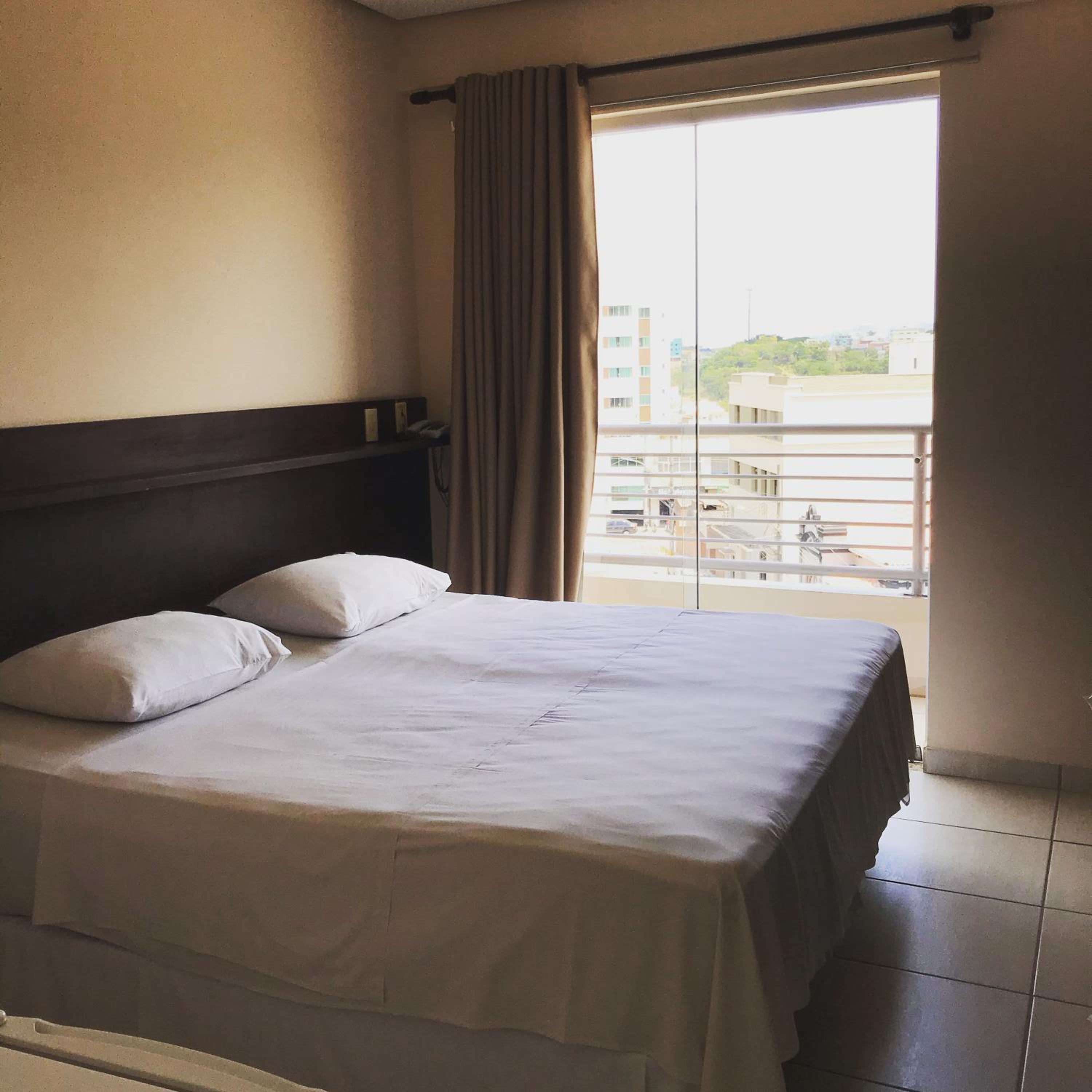 Deluxe Double or Twin Room - Photo 19