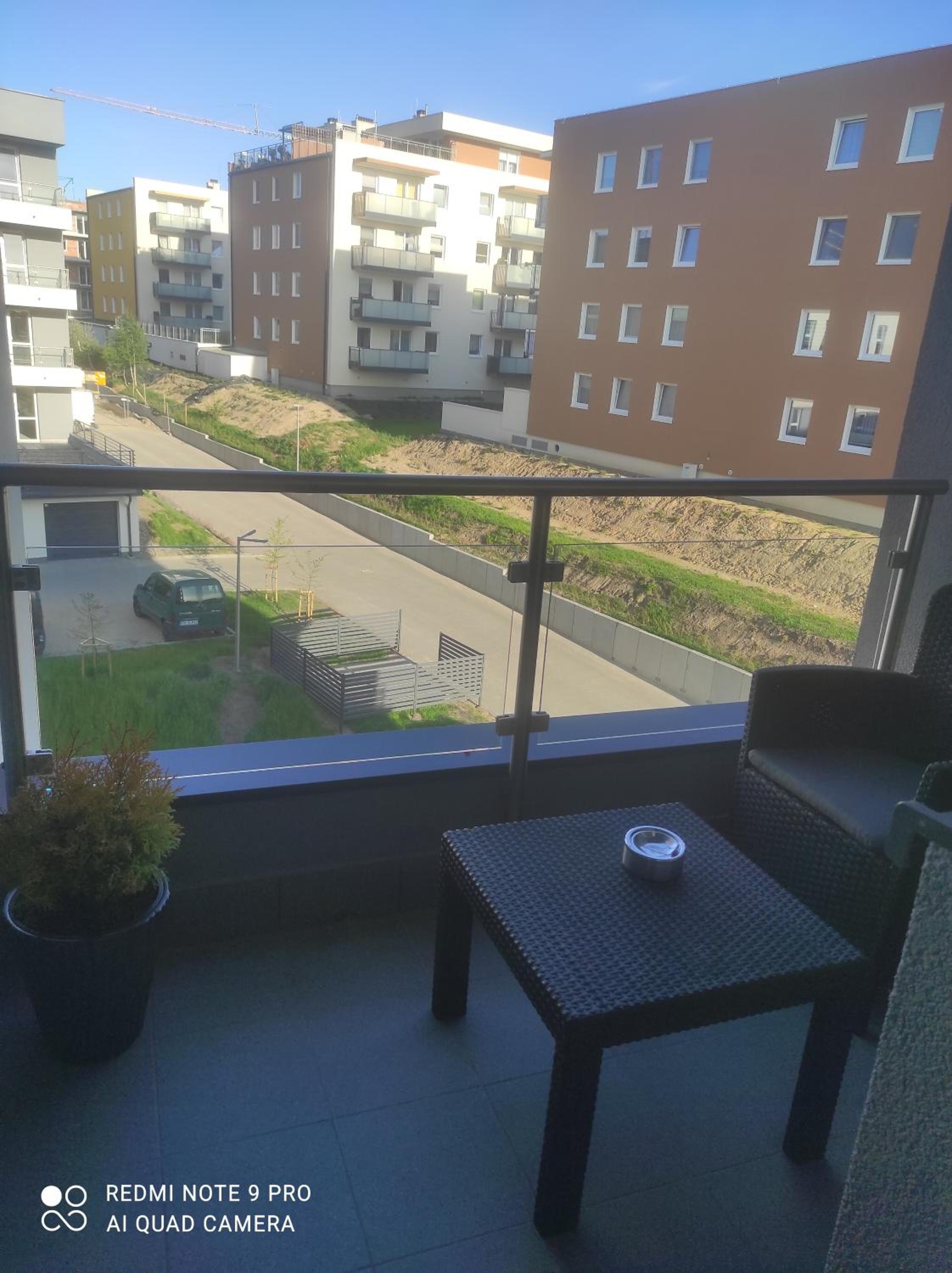 One-Bedroom Apartment - Photo 4