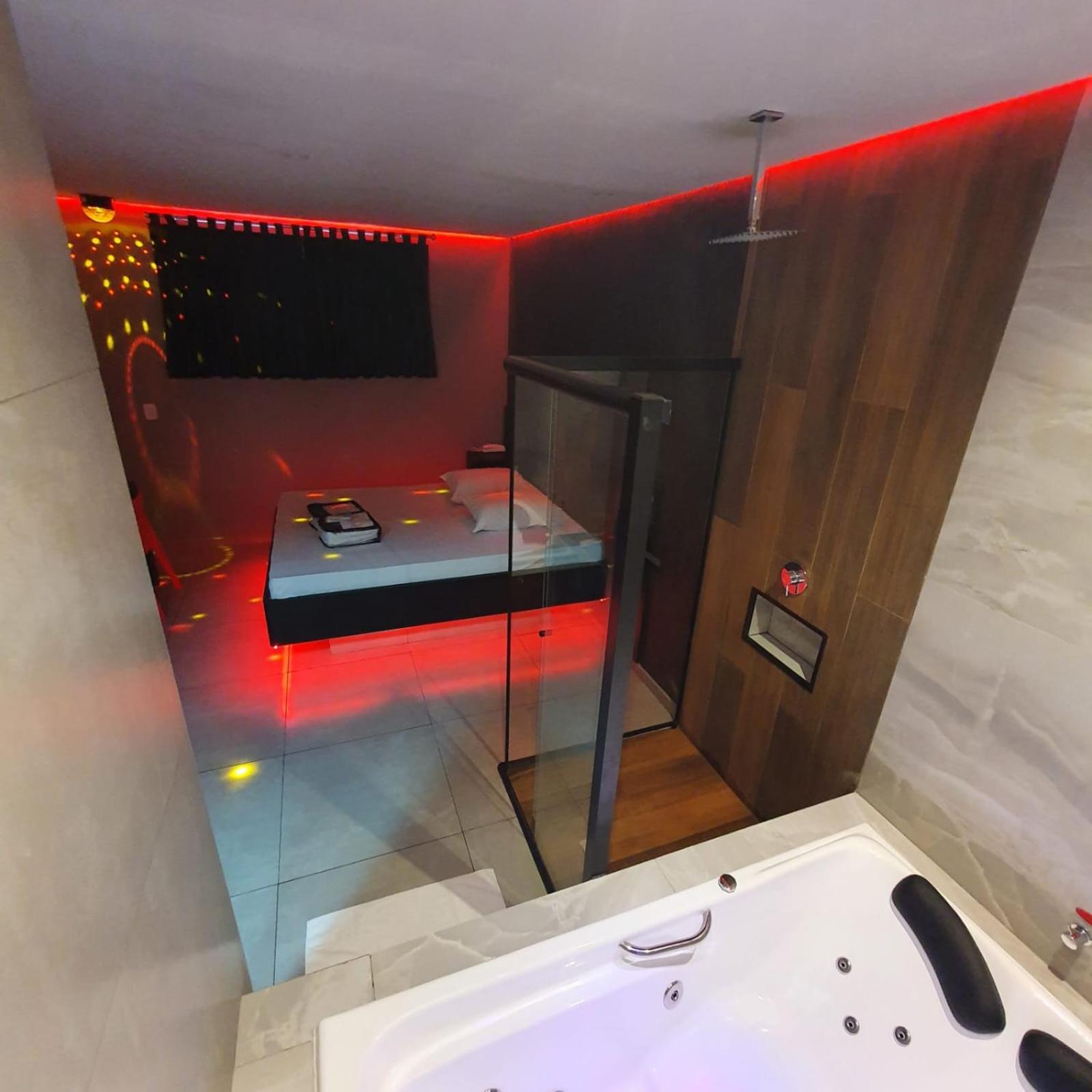 King Room with Spa Bath - Photo 6