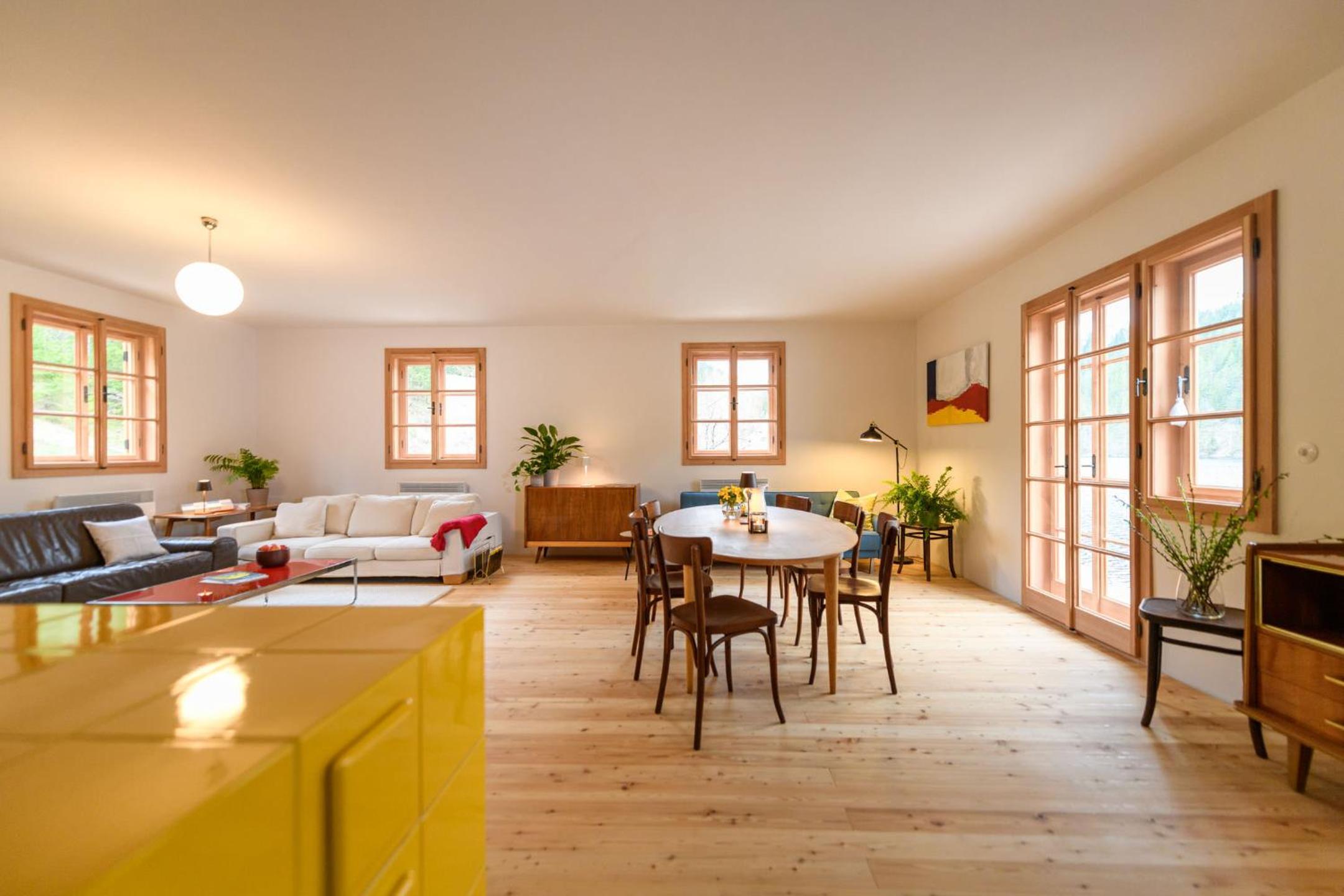 Three-Bedroom Chalet photo 1