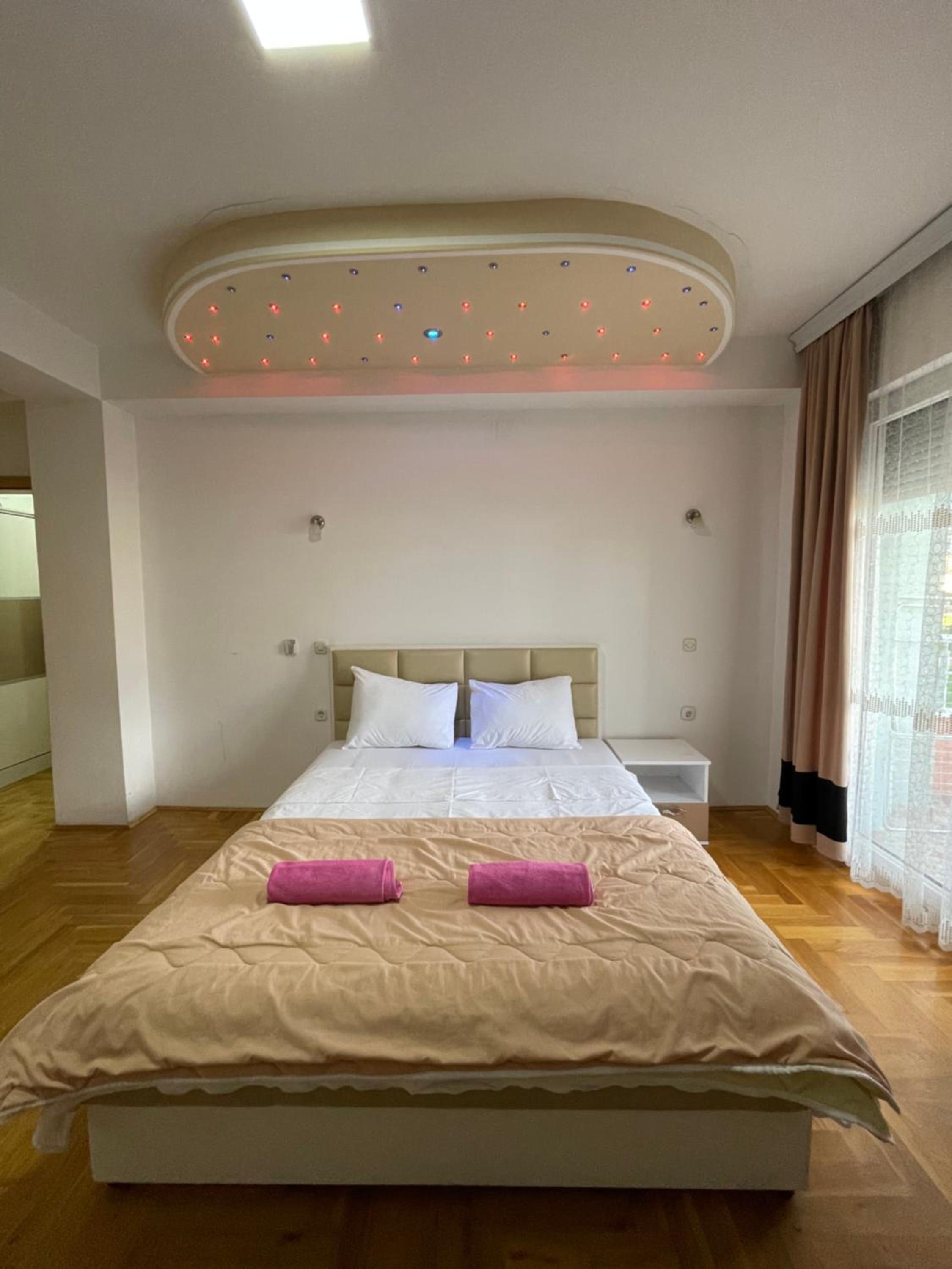 Suite with Lake View
