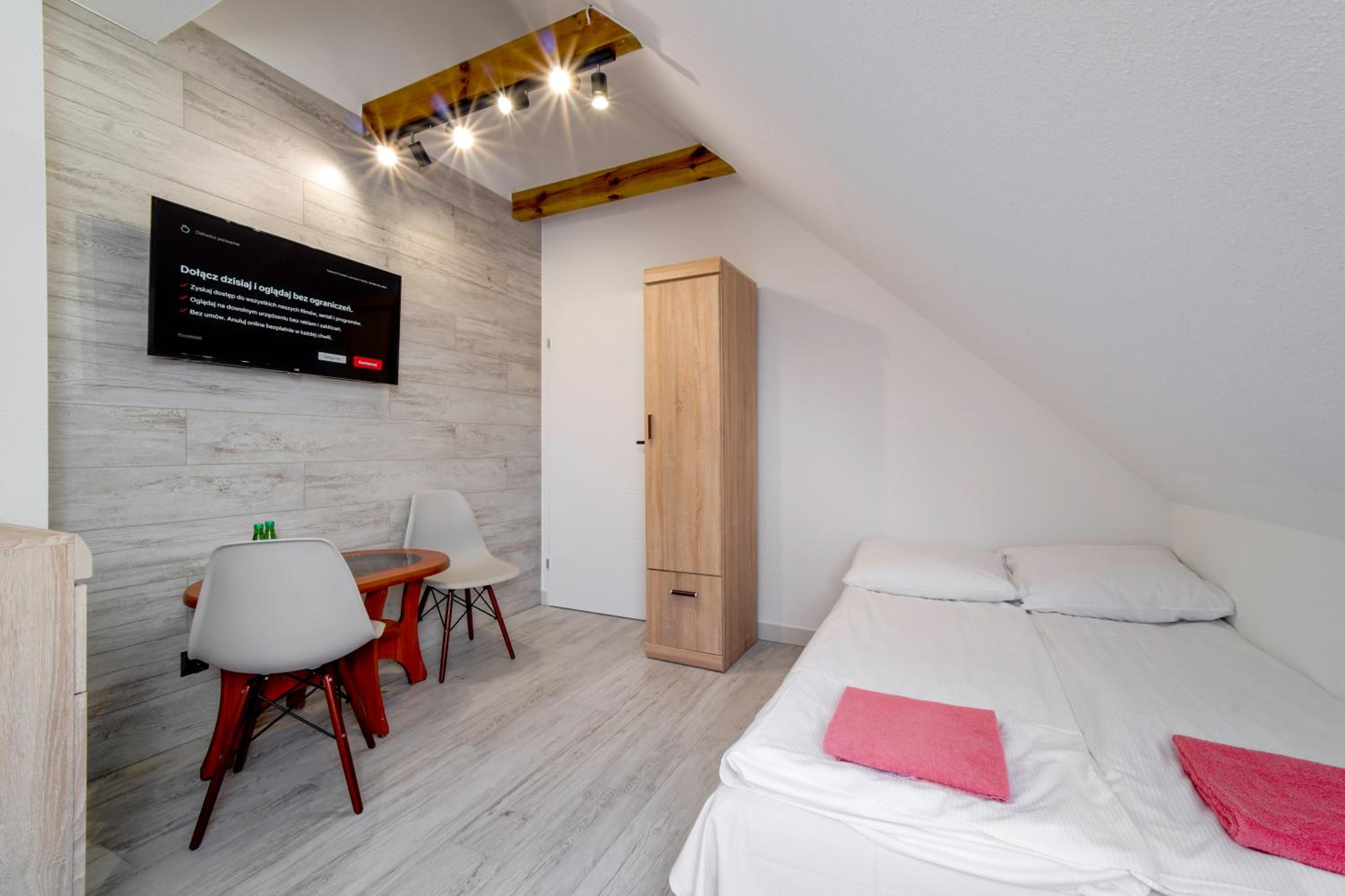Double Room - Photo 1