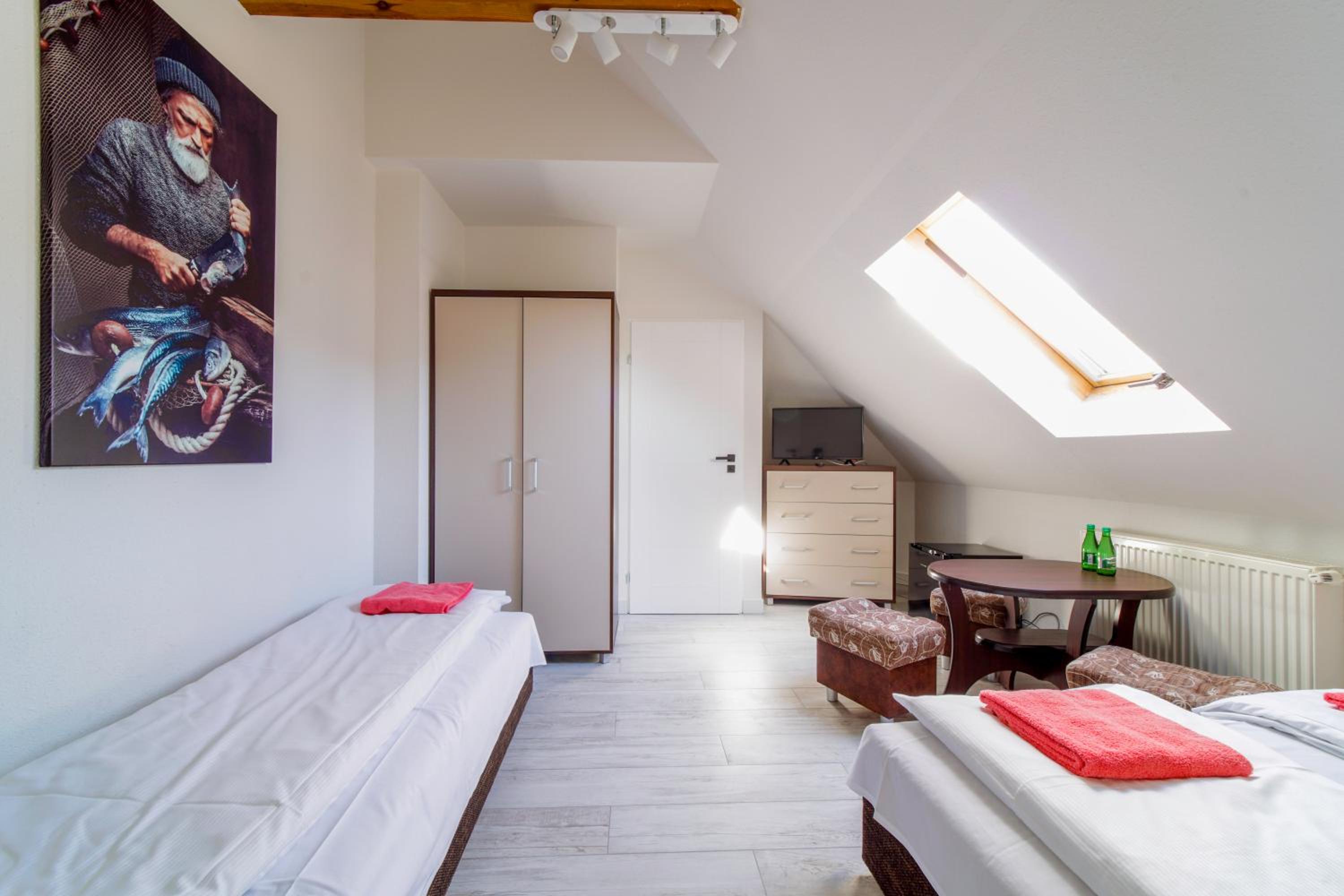 Double Room - Photo 4