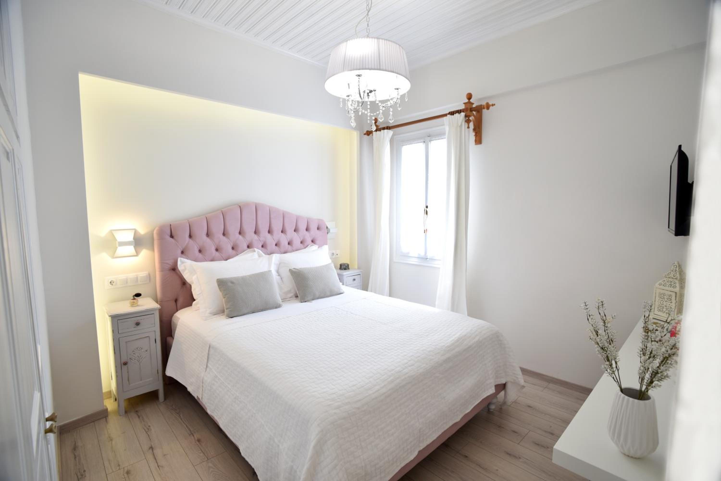 Two-Bedroom Apartment with Terrace and Sea View photo 1