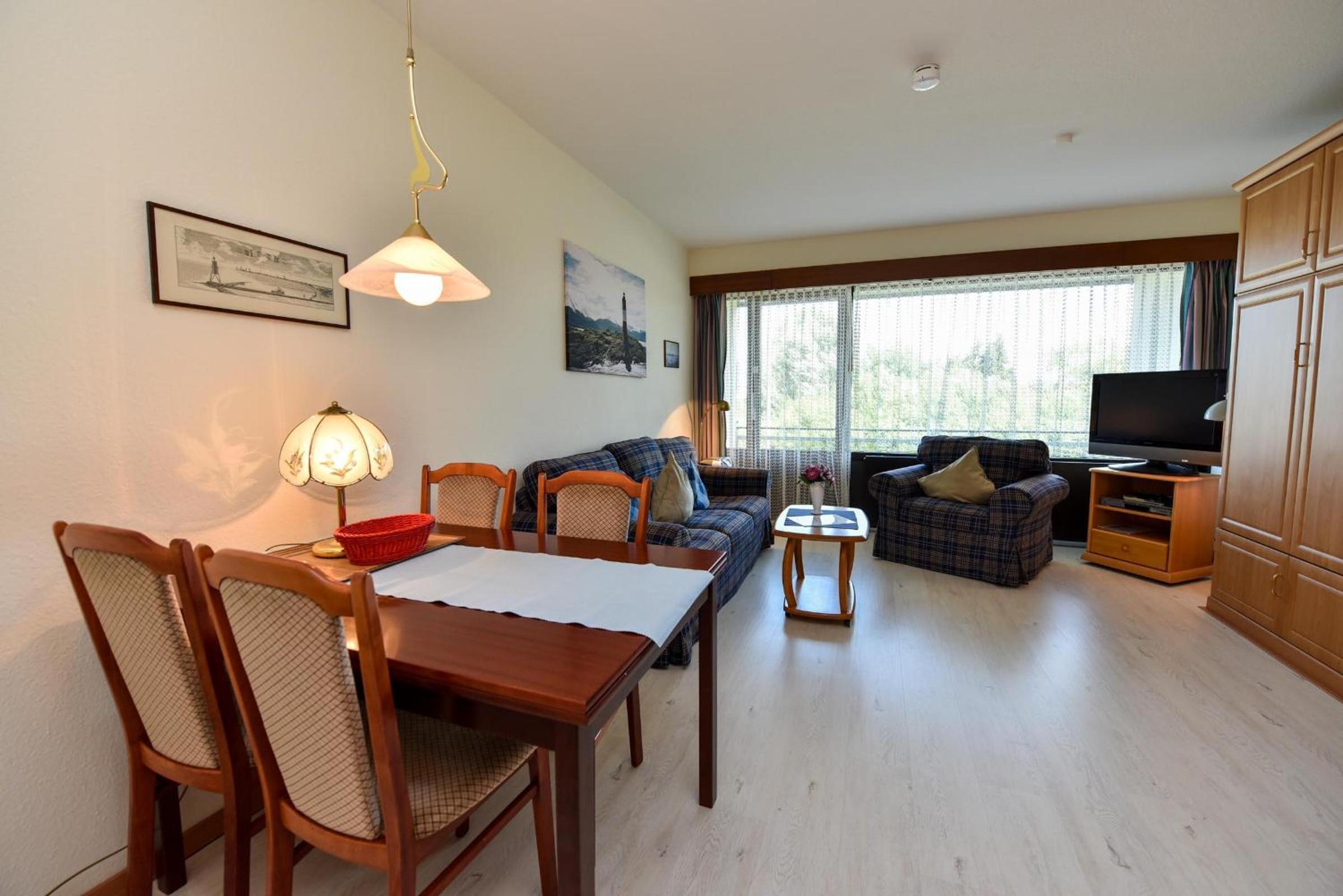 Apartment with Balcony photo 1