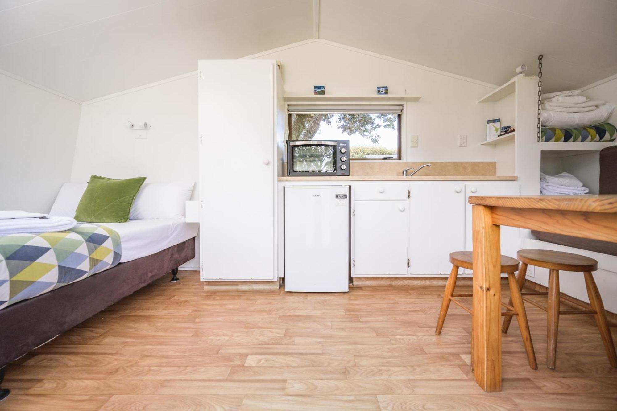 Economy Unit - No Ensuite - Photo 1