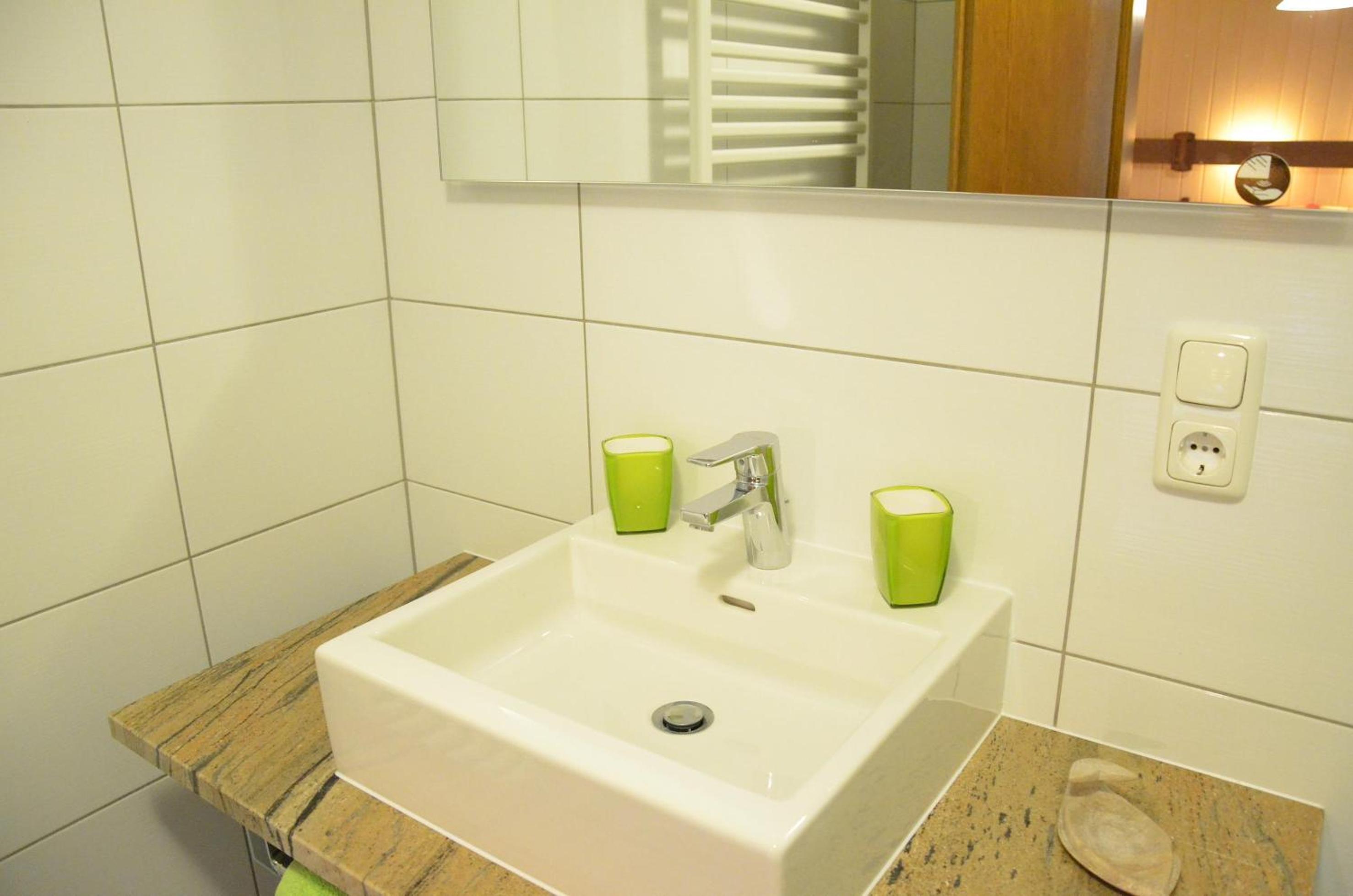 One-Bedroom Apartment with Balcony photo 2
