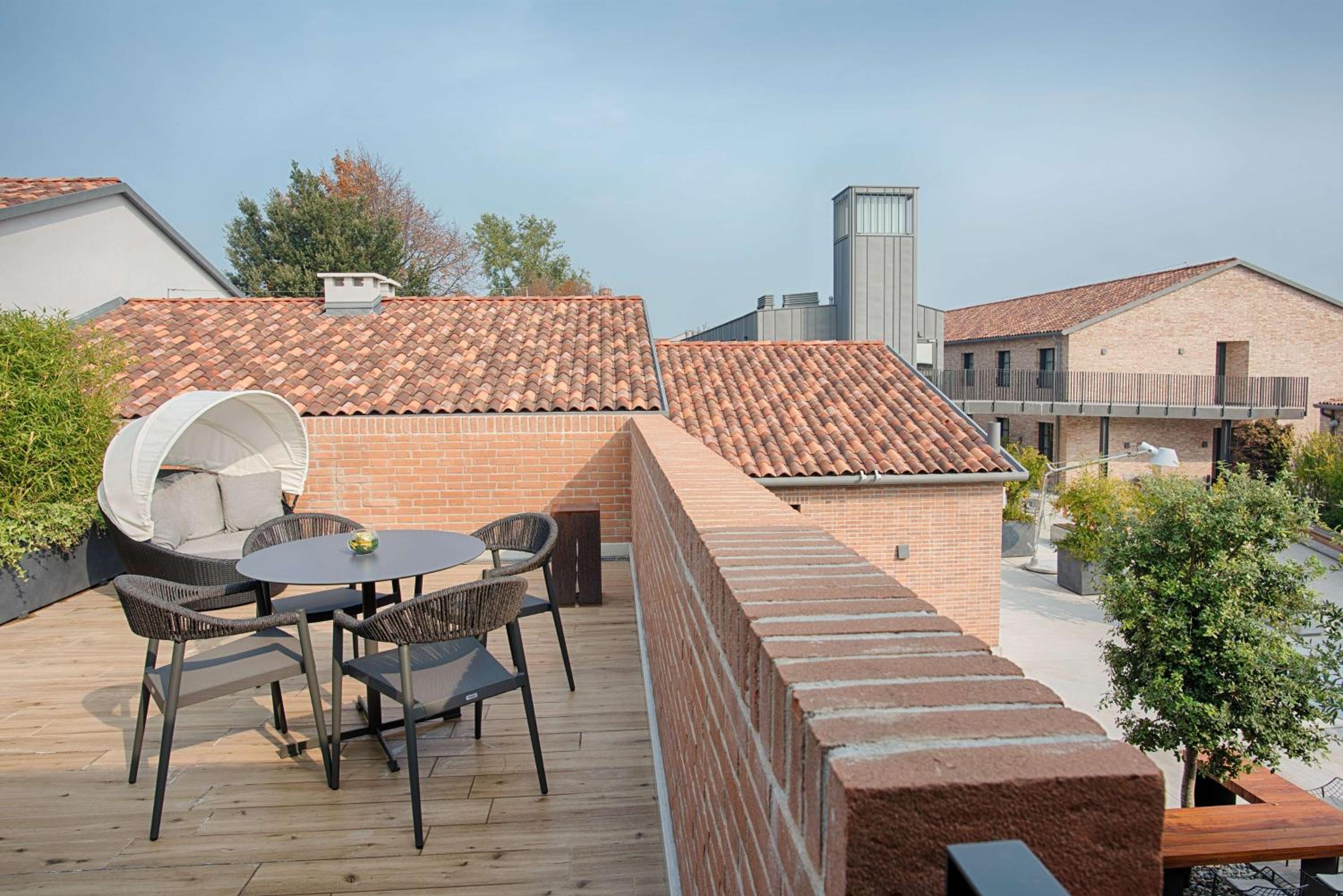 Premium Double Room with Terrace - Photo 3