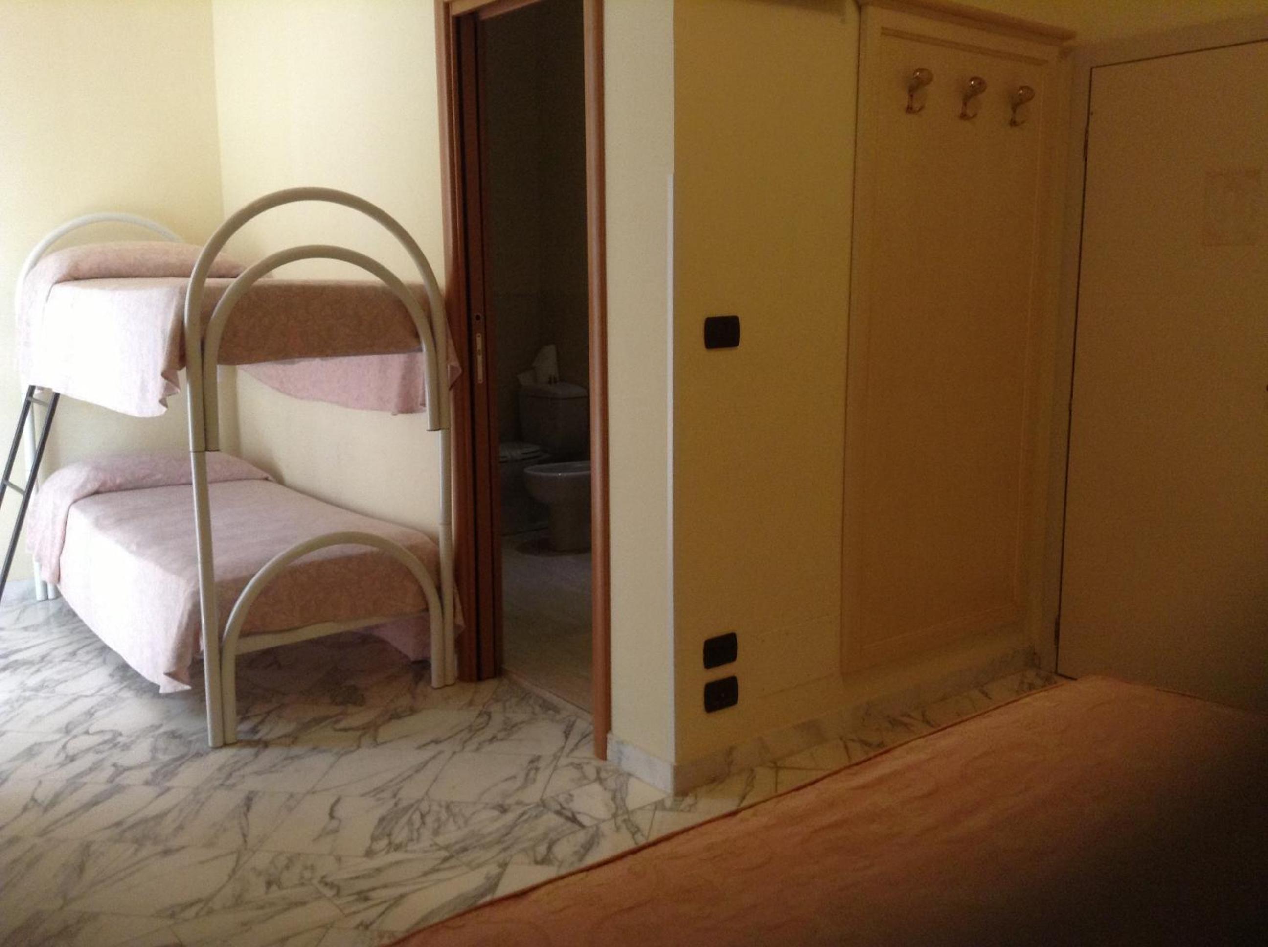 Quadruple Room photo 1