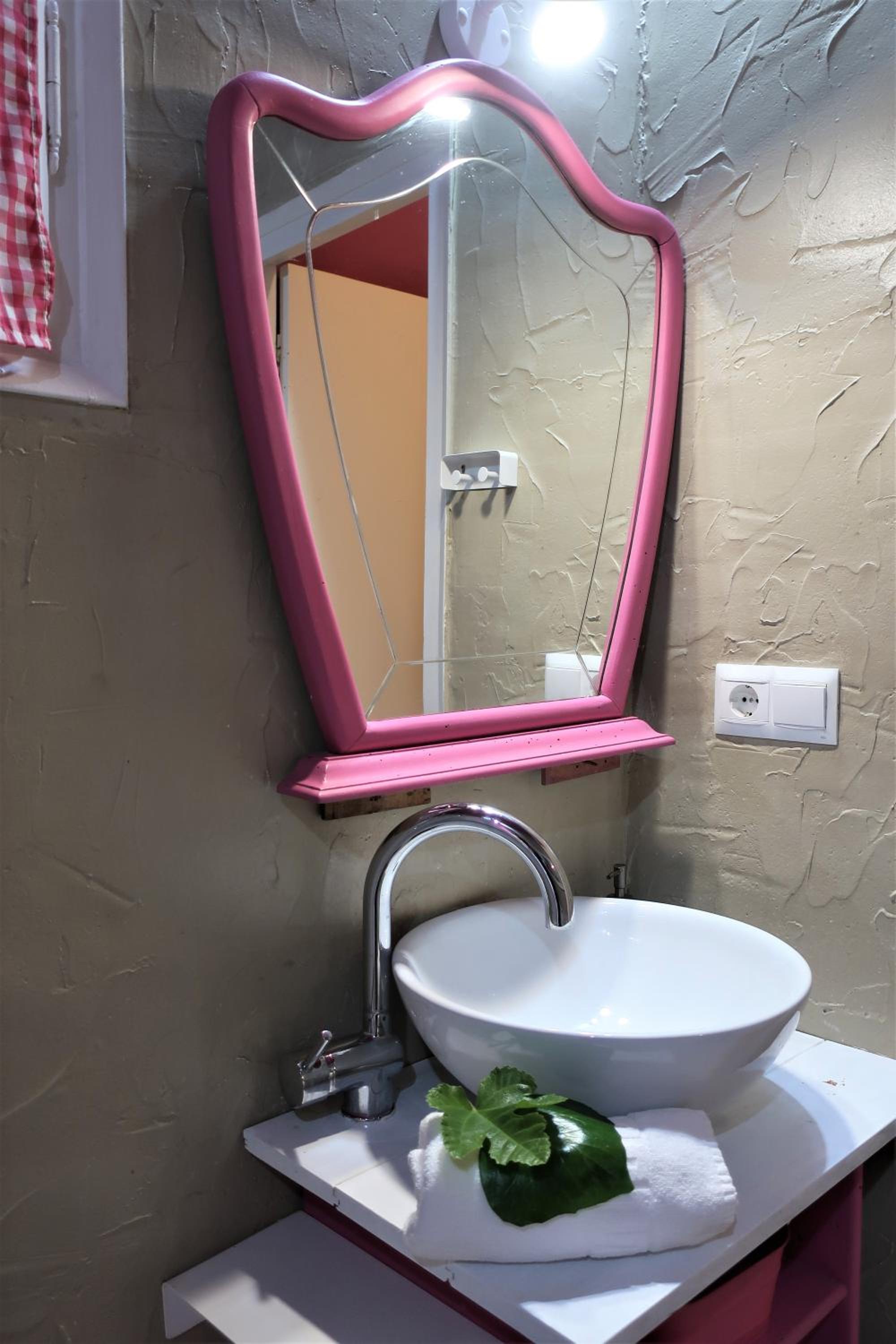 Two-Bedroom Apartment - Photo 23
