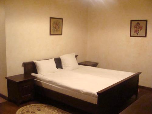 Large Double Room photo 1