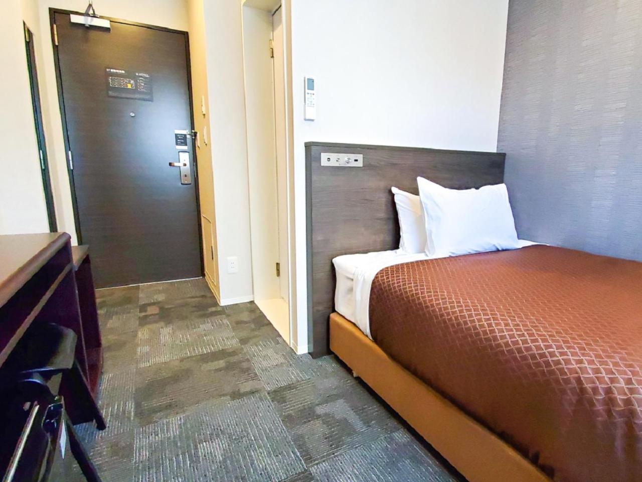 Single Room - Non-Smoking - Photo 6