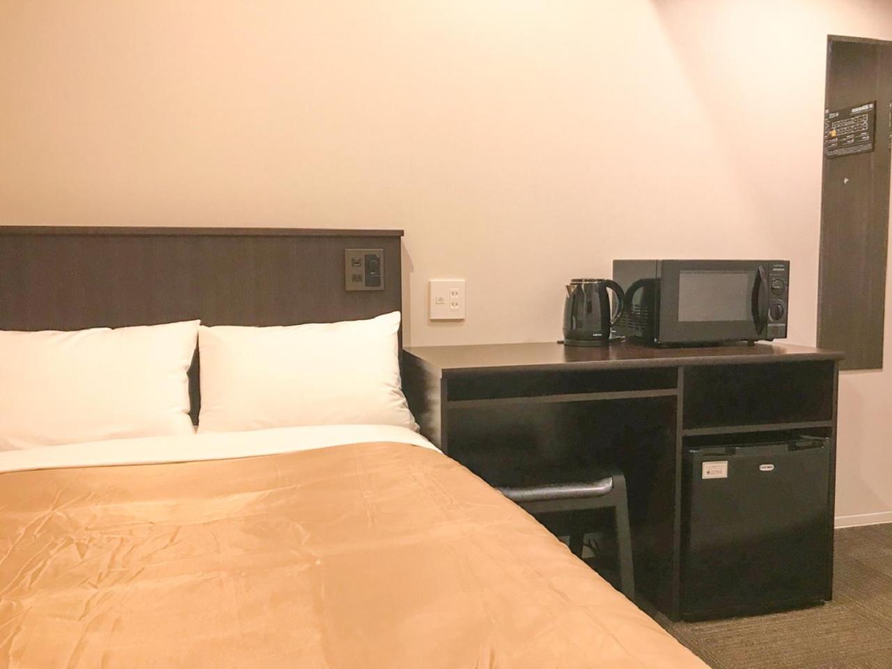 Double Room with Small Double Bed - Non-Smoking - Photo 4