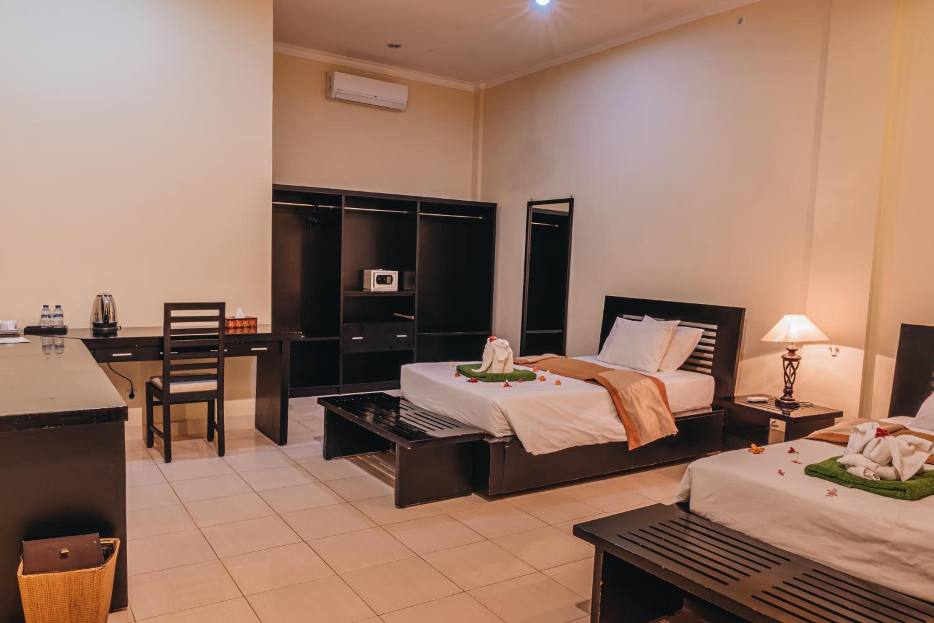 Standard Double or Twin Room - Photo 4