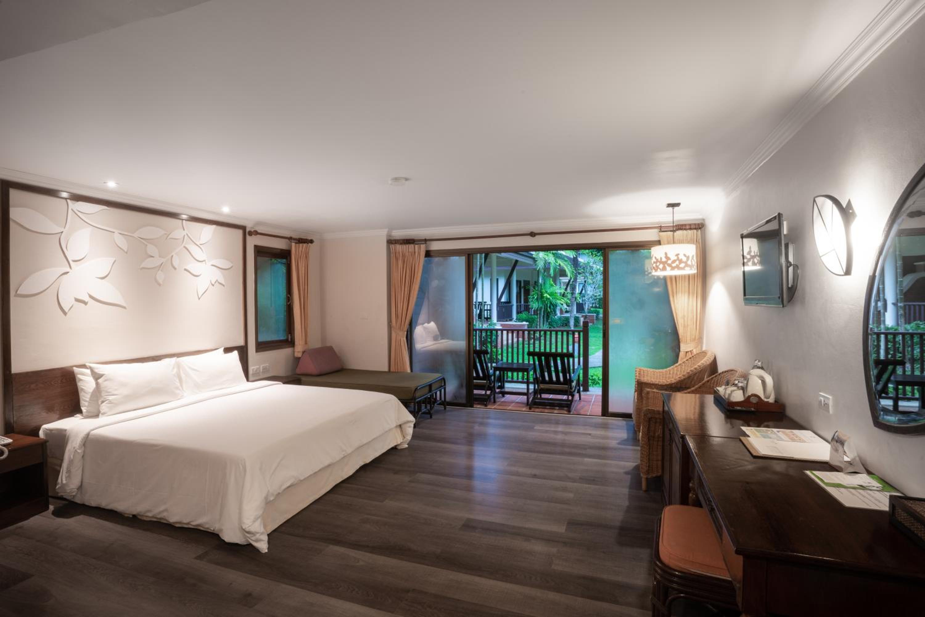 Deluxe Double or Twin Room - Photo 1