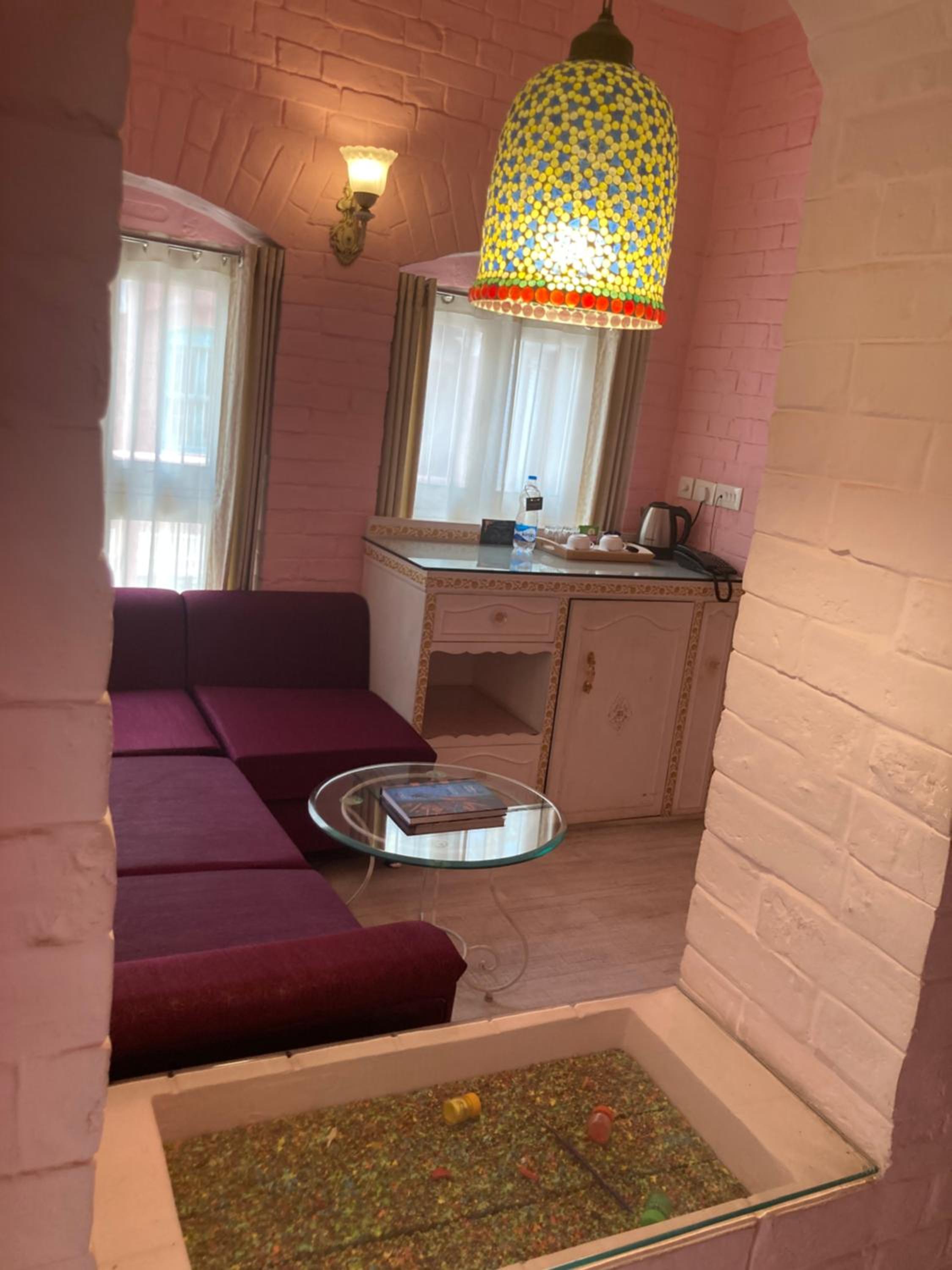 Suite with Hot Tub - Photo 14