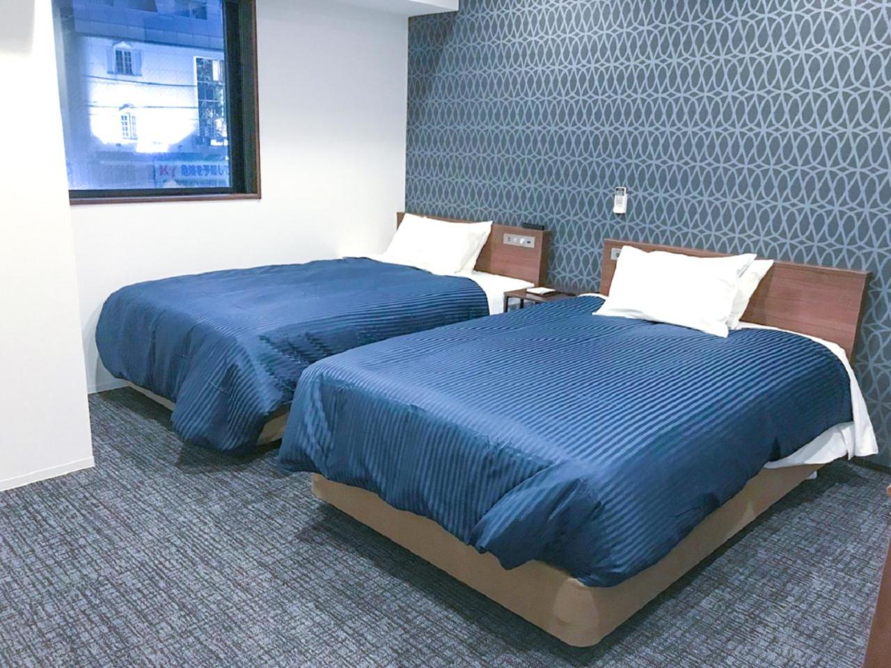 Twin Room - Non-Smoking