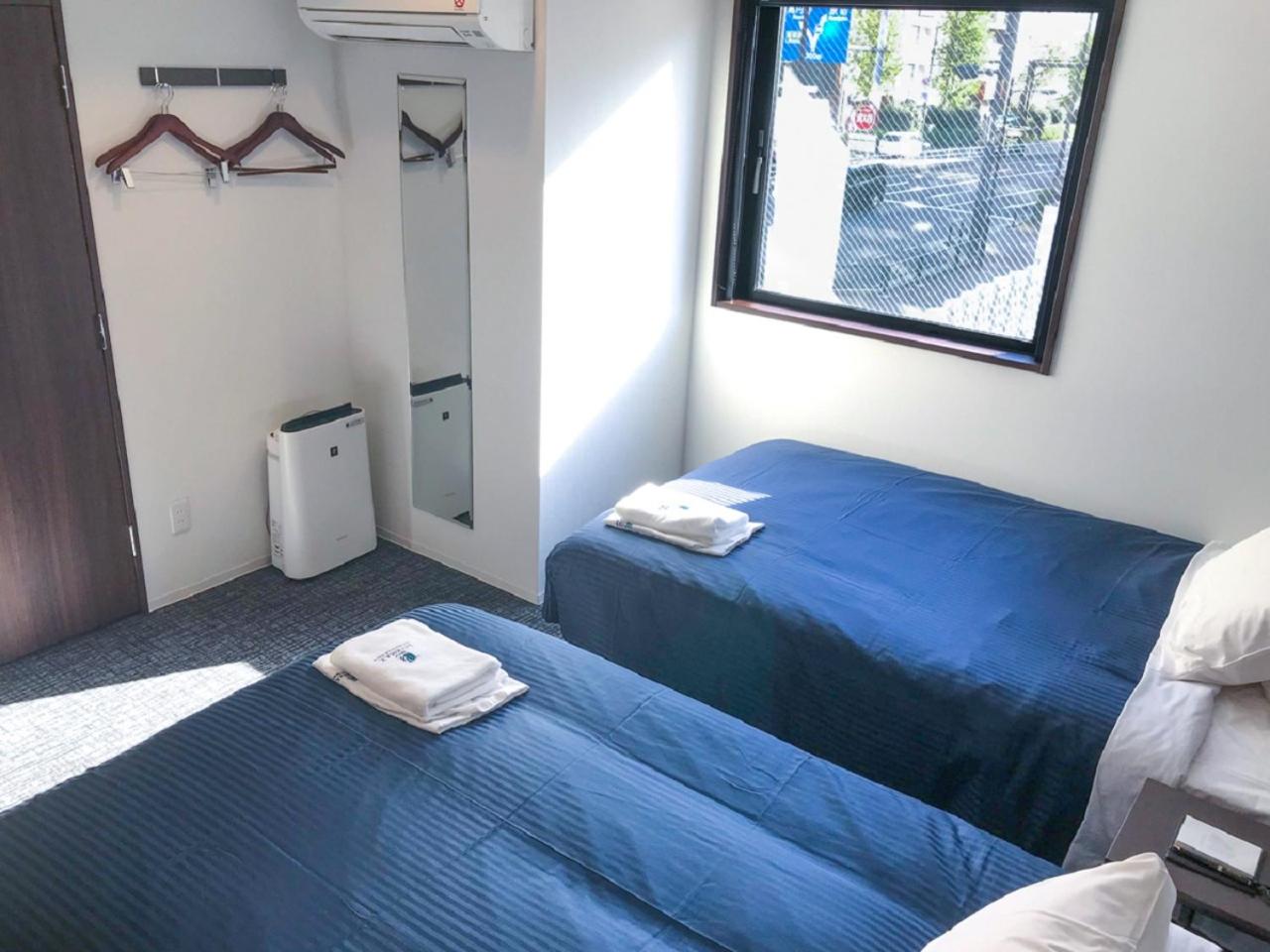 Twin Room - Smoking photo 2