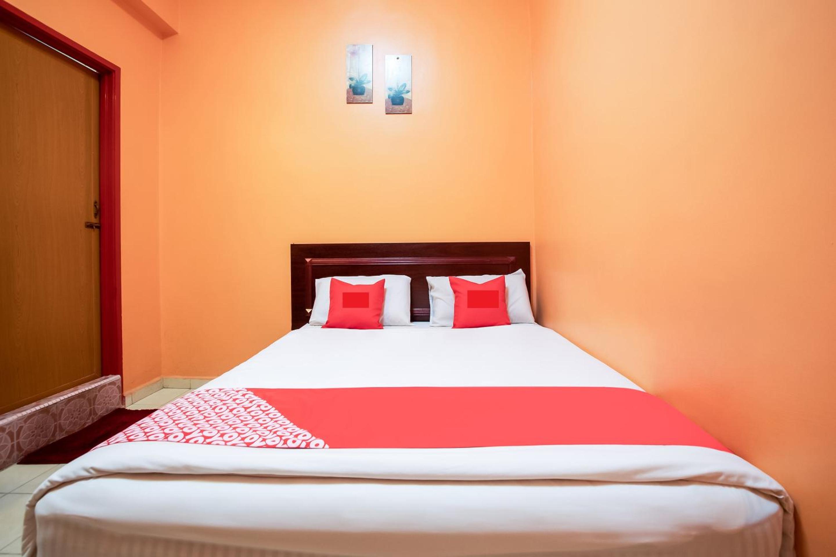 Standard Double Room - Photo 2