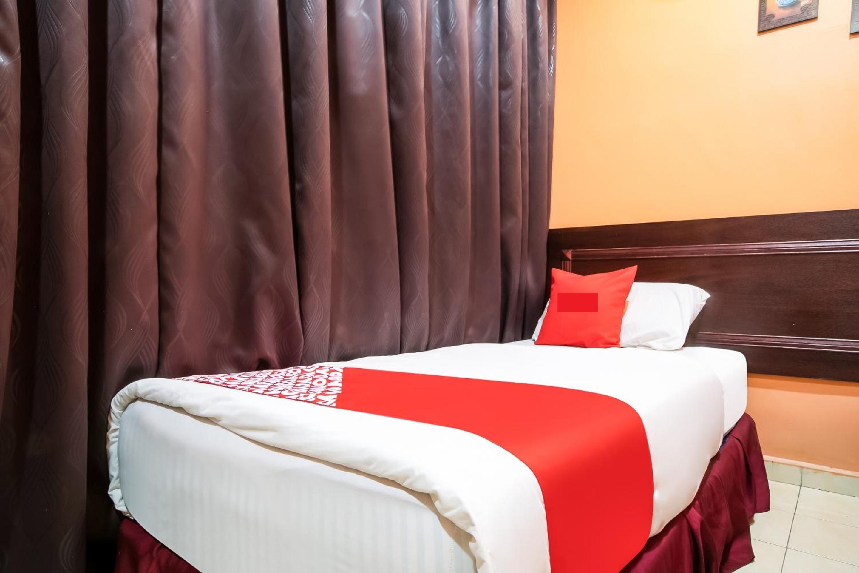 Deluxe Twin Room - Photo 2