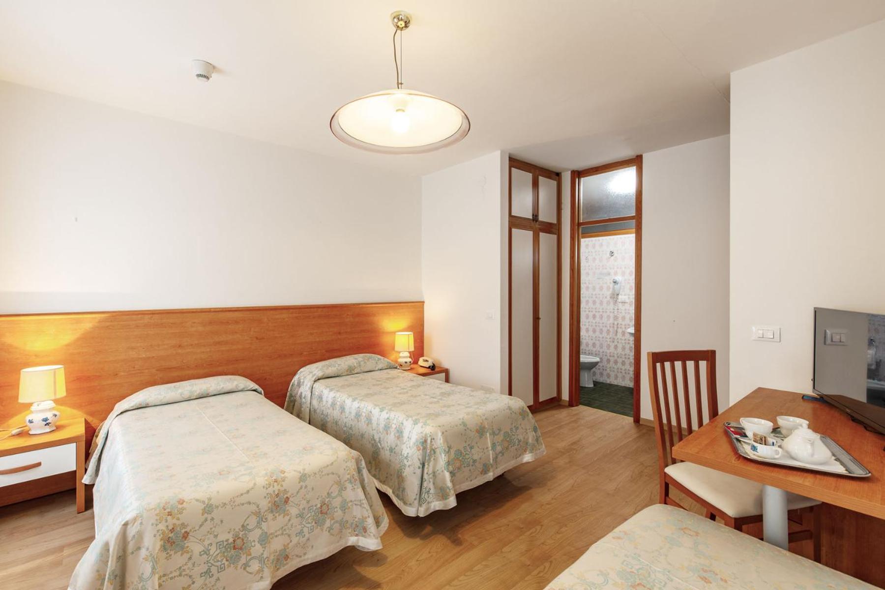 Classic Triple Room
