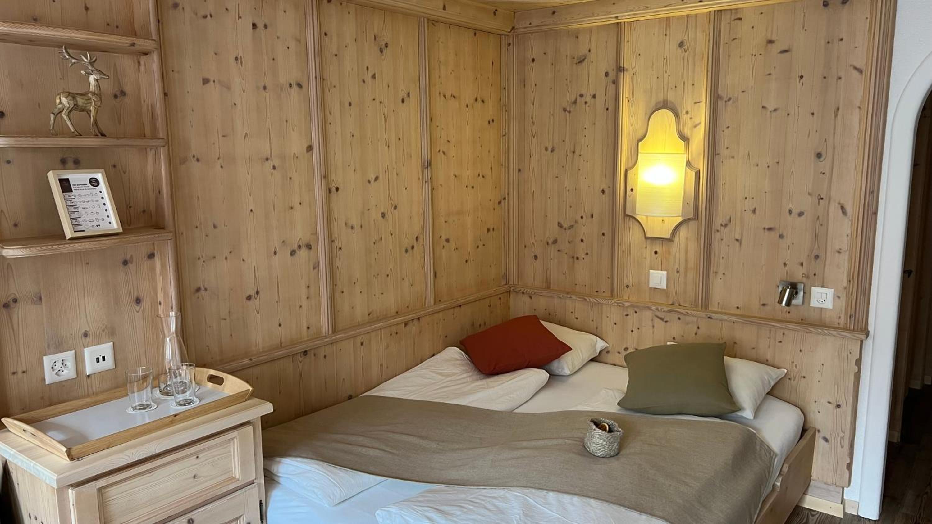 Double Room - Photo 12