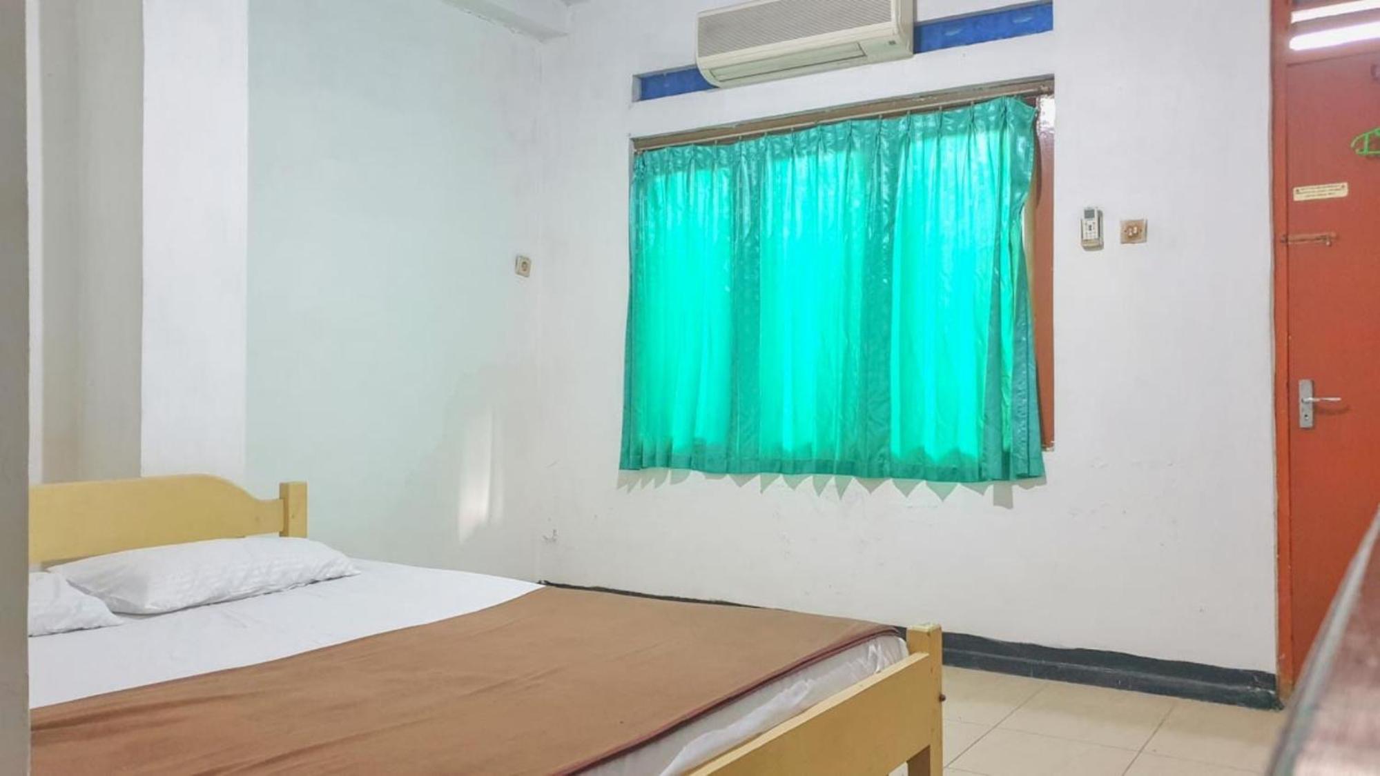 Standard Double Room - Photo 1