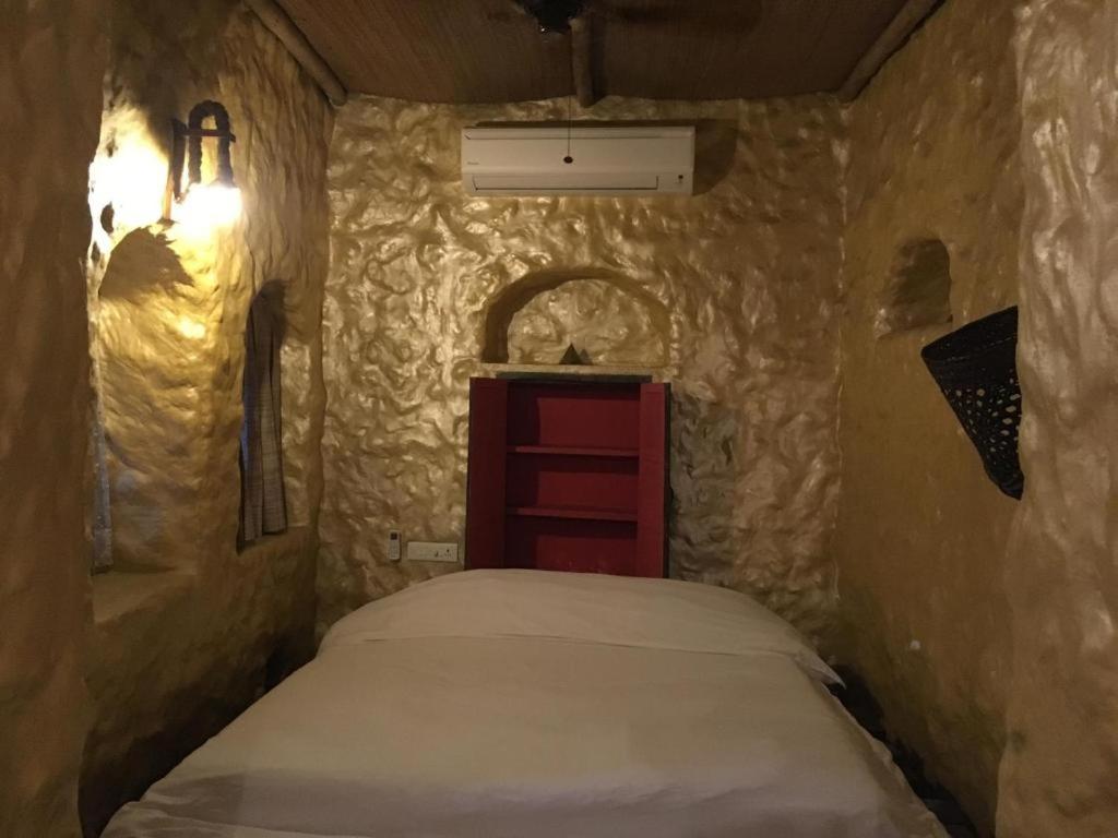 Deluxe Double Room - Photo 8