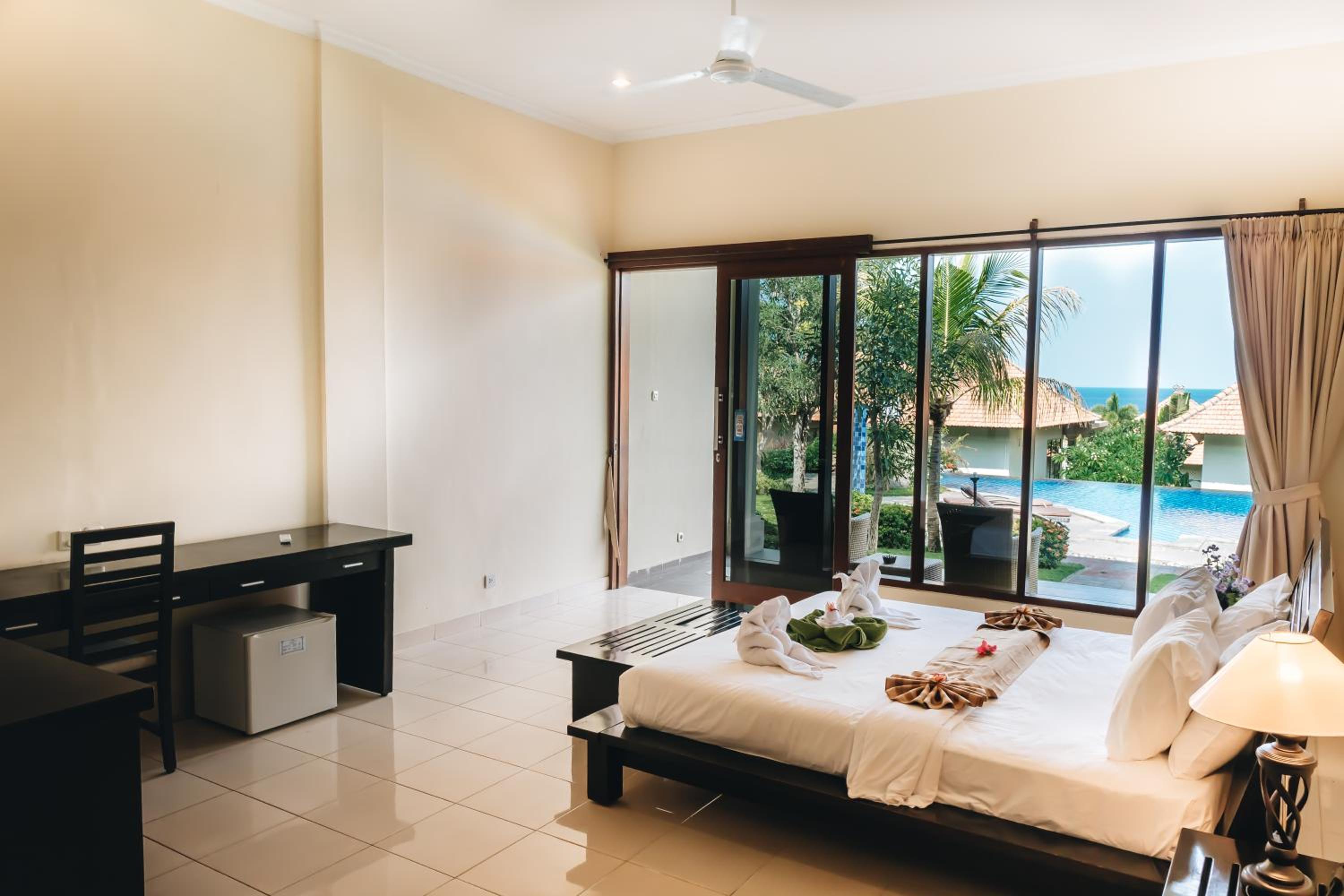 Standard Double or Twin Room - Photo 7