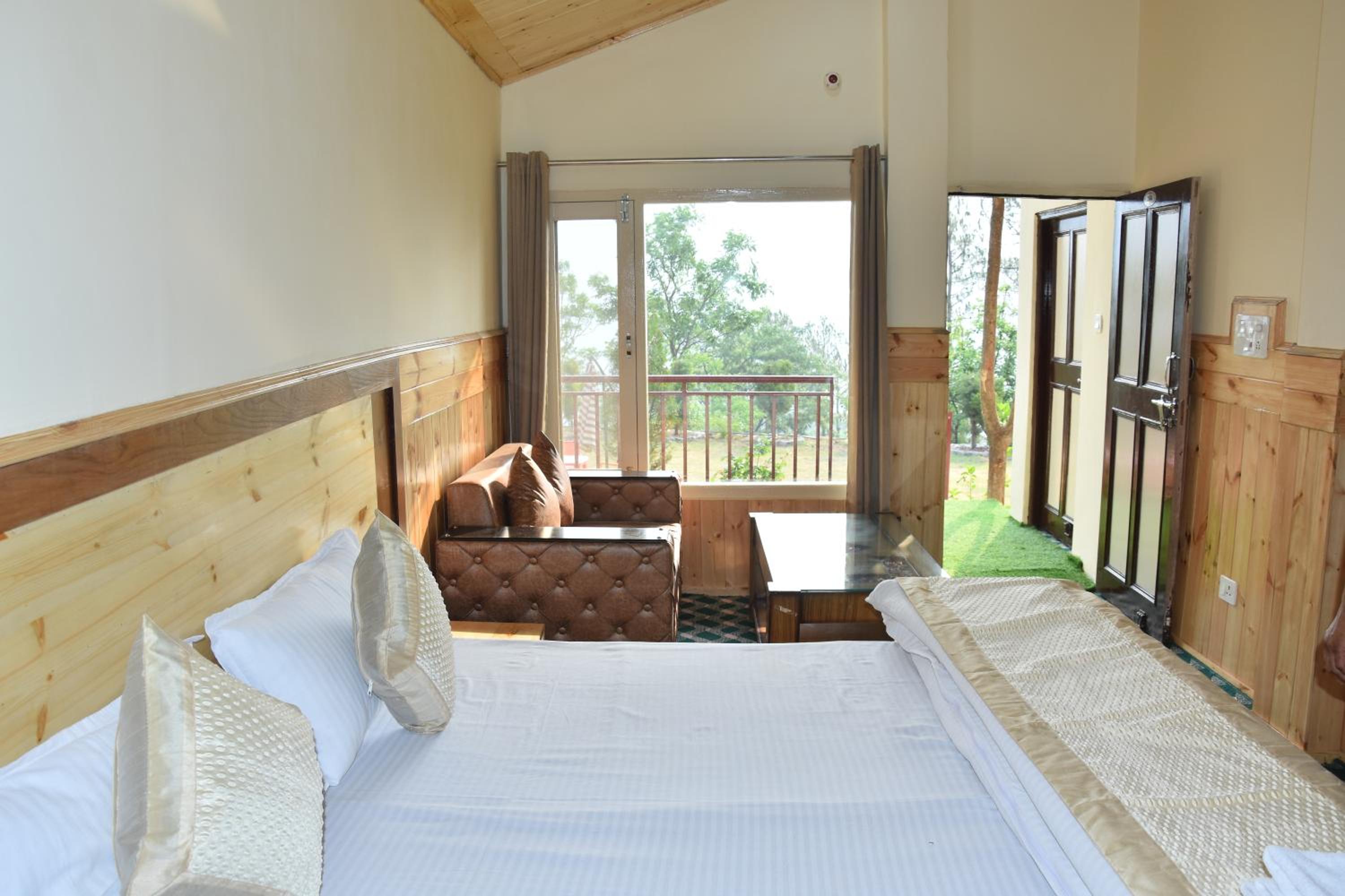 Family Double Room - Photo 4