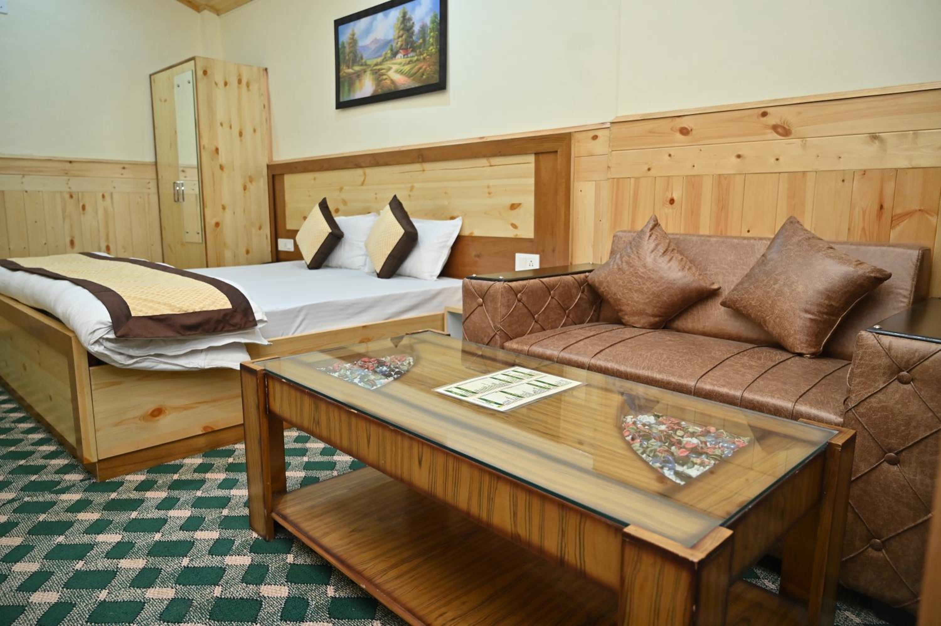 Family Double Room - Photo 1
