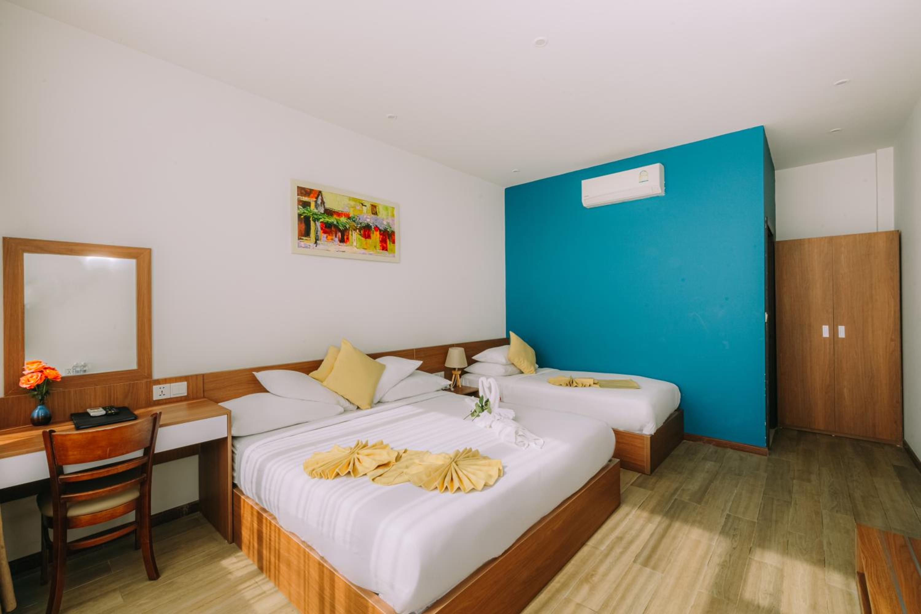Triple Room with City View photo 2