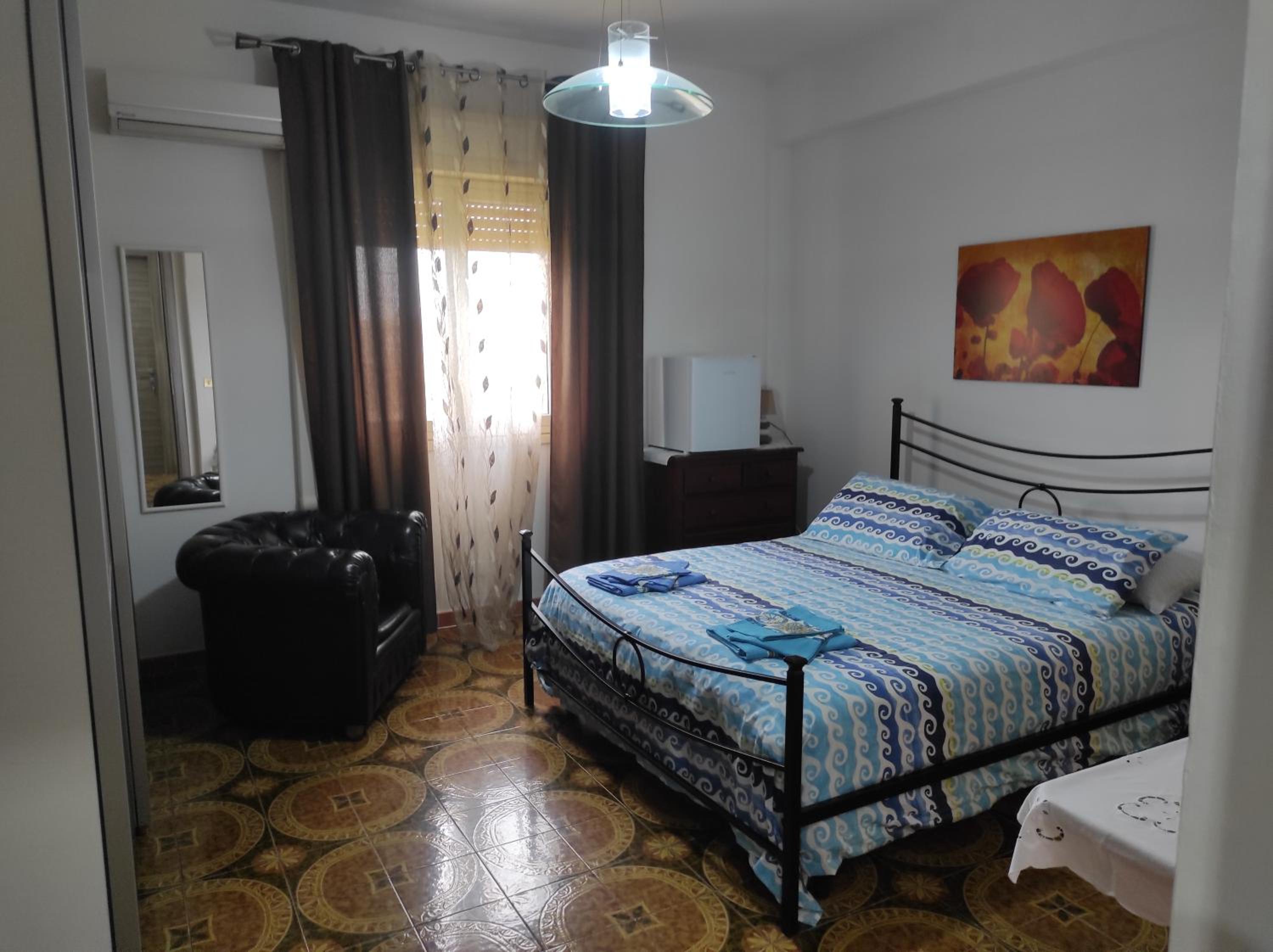 Double Room with Private Bathroom photo 1