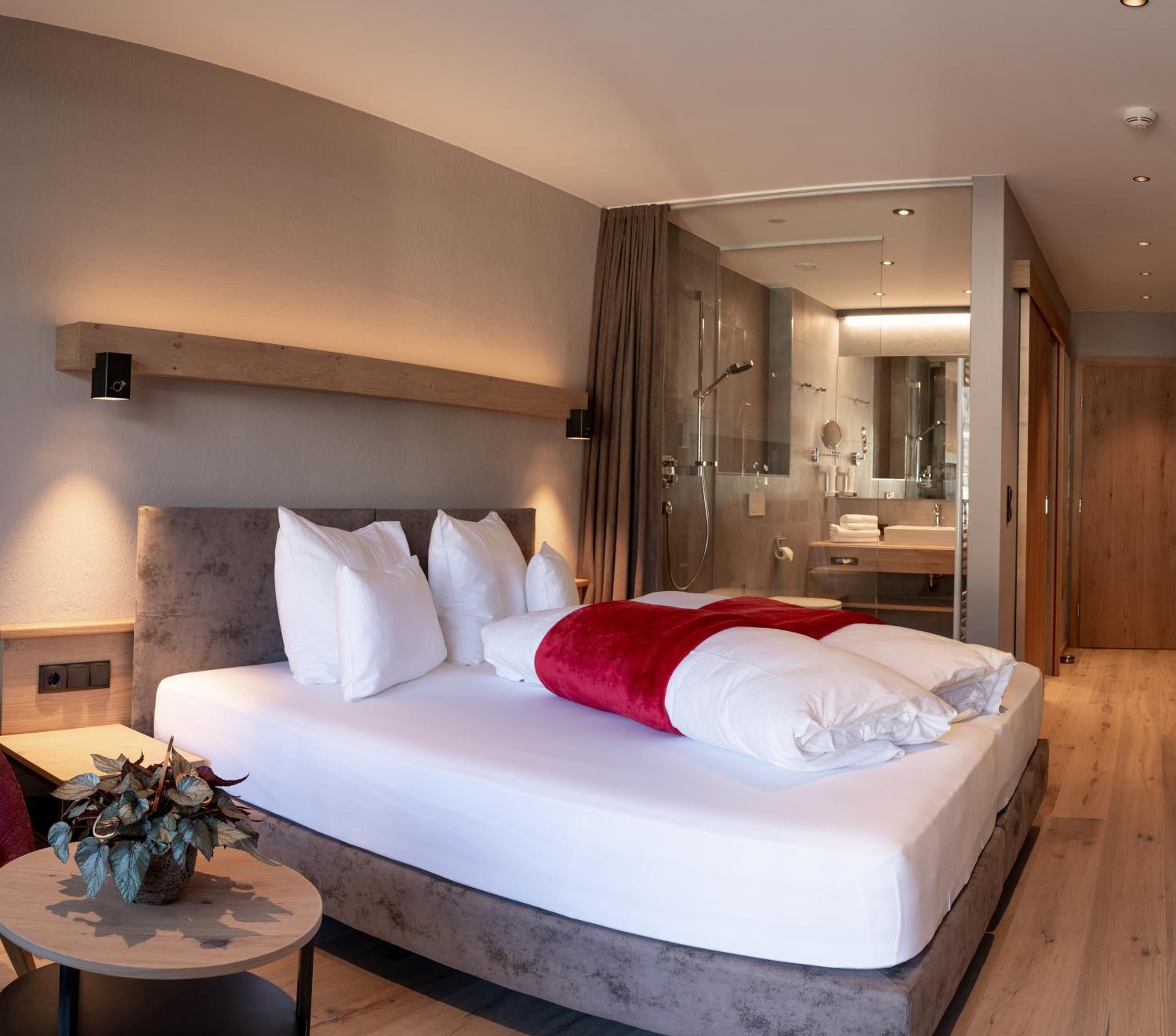 Double Room with Pool View photo 3