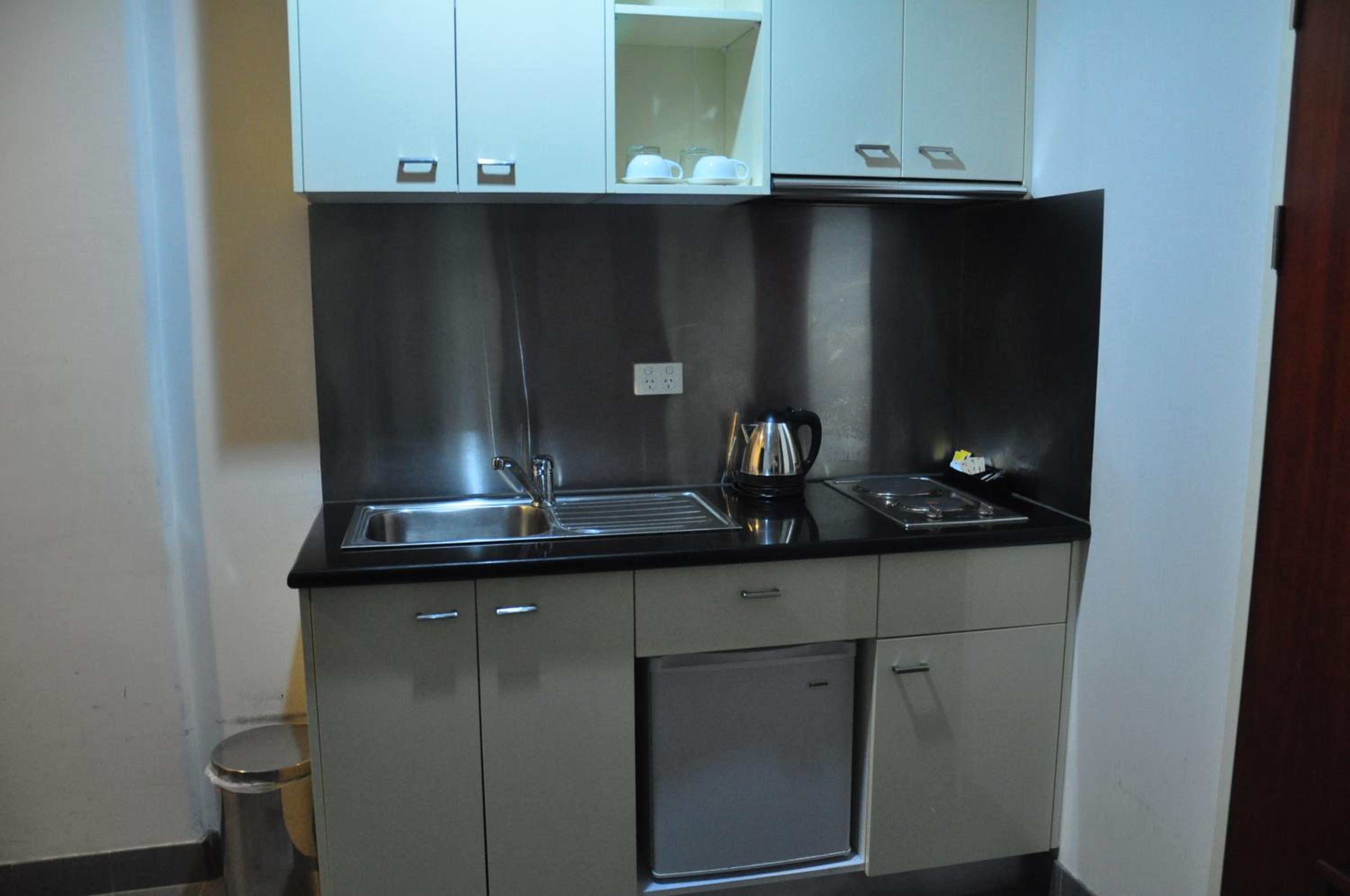 Studio Apartment - Photo 3