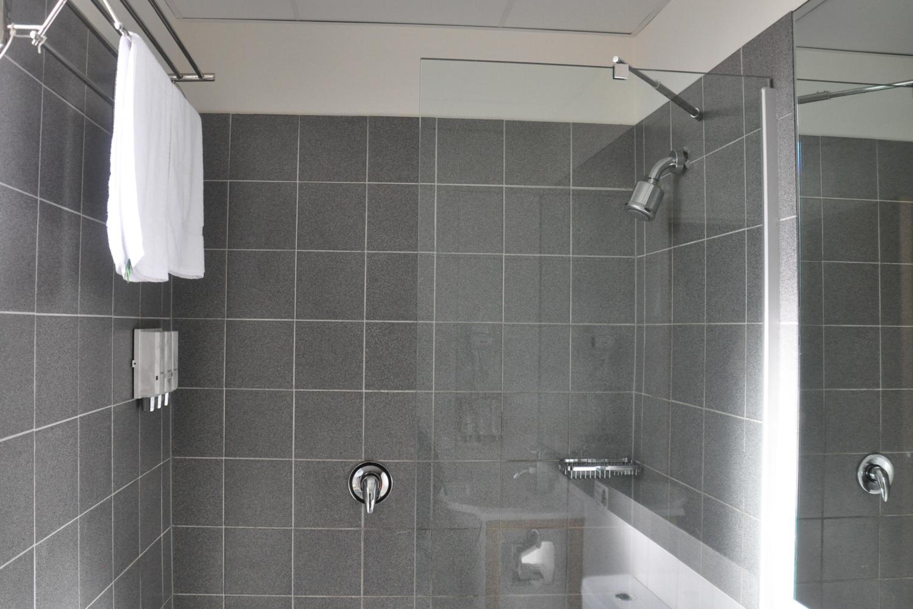 Studio Apartment - Photo 10