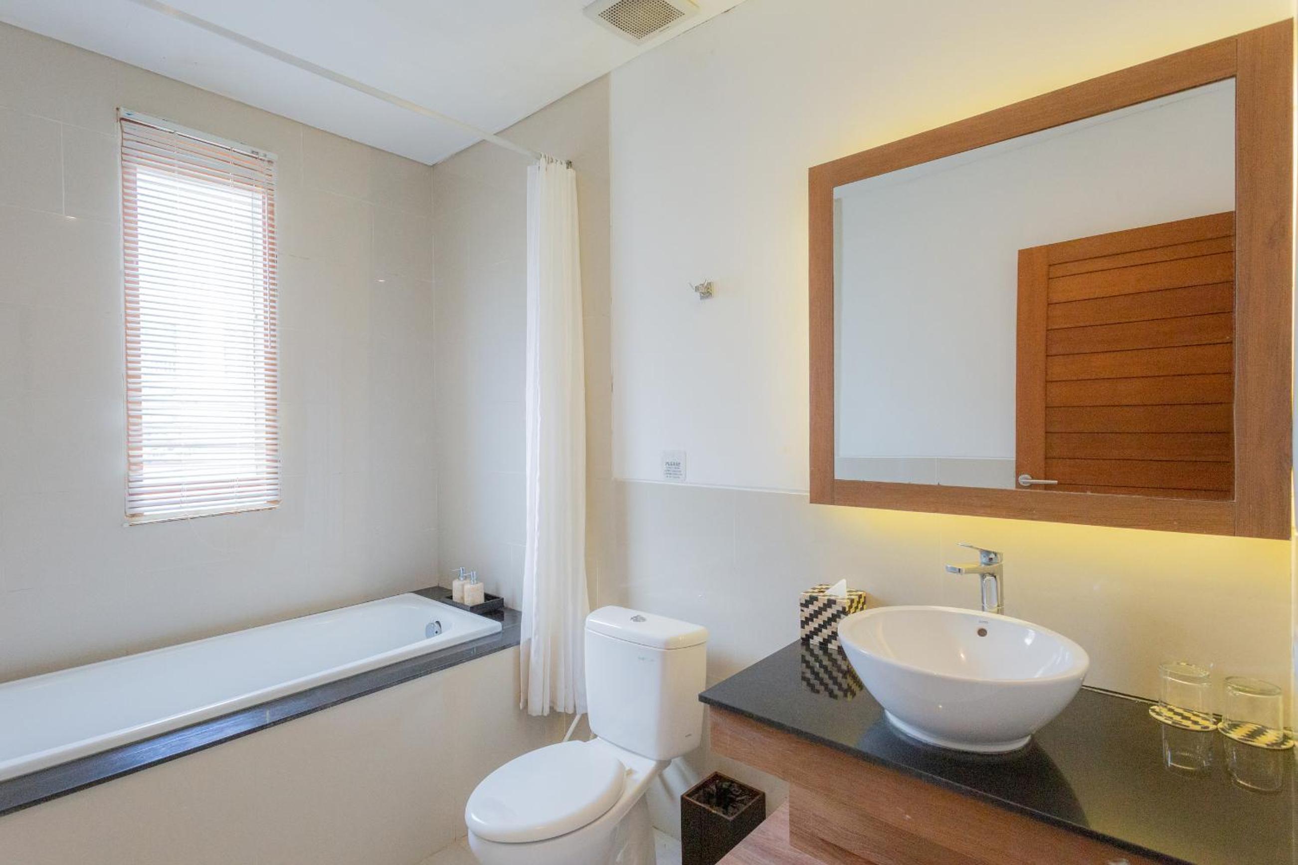 One-Bedroom Villa with Private Pool - Photo 28