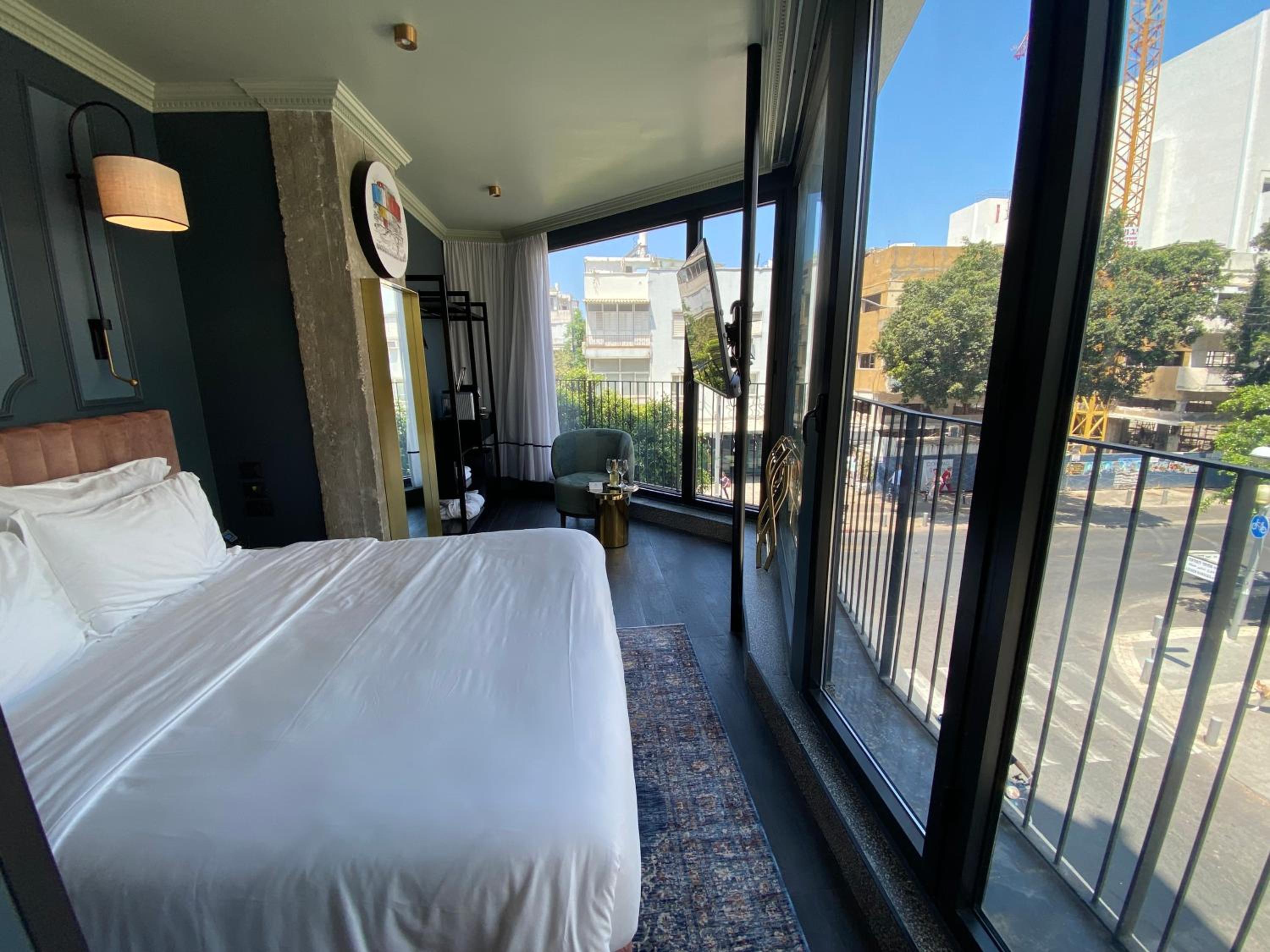 Superior Double Room - Photo 3