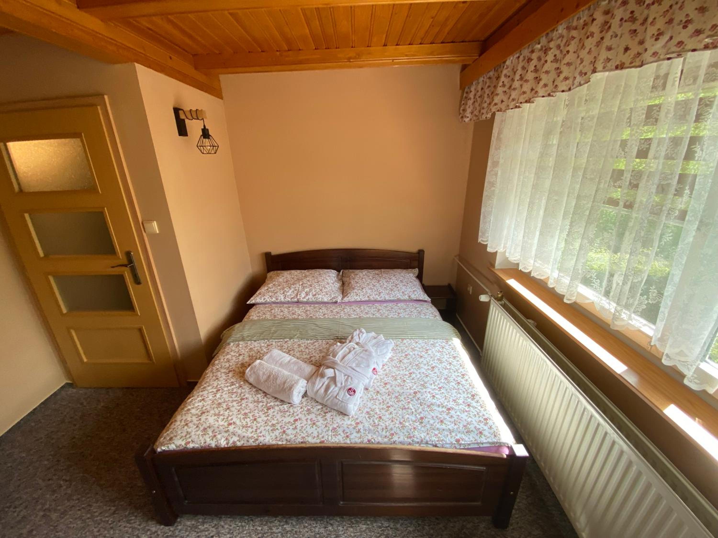 Four-Bedroom House photo 1