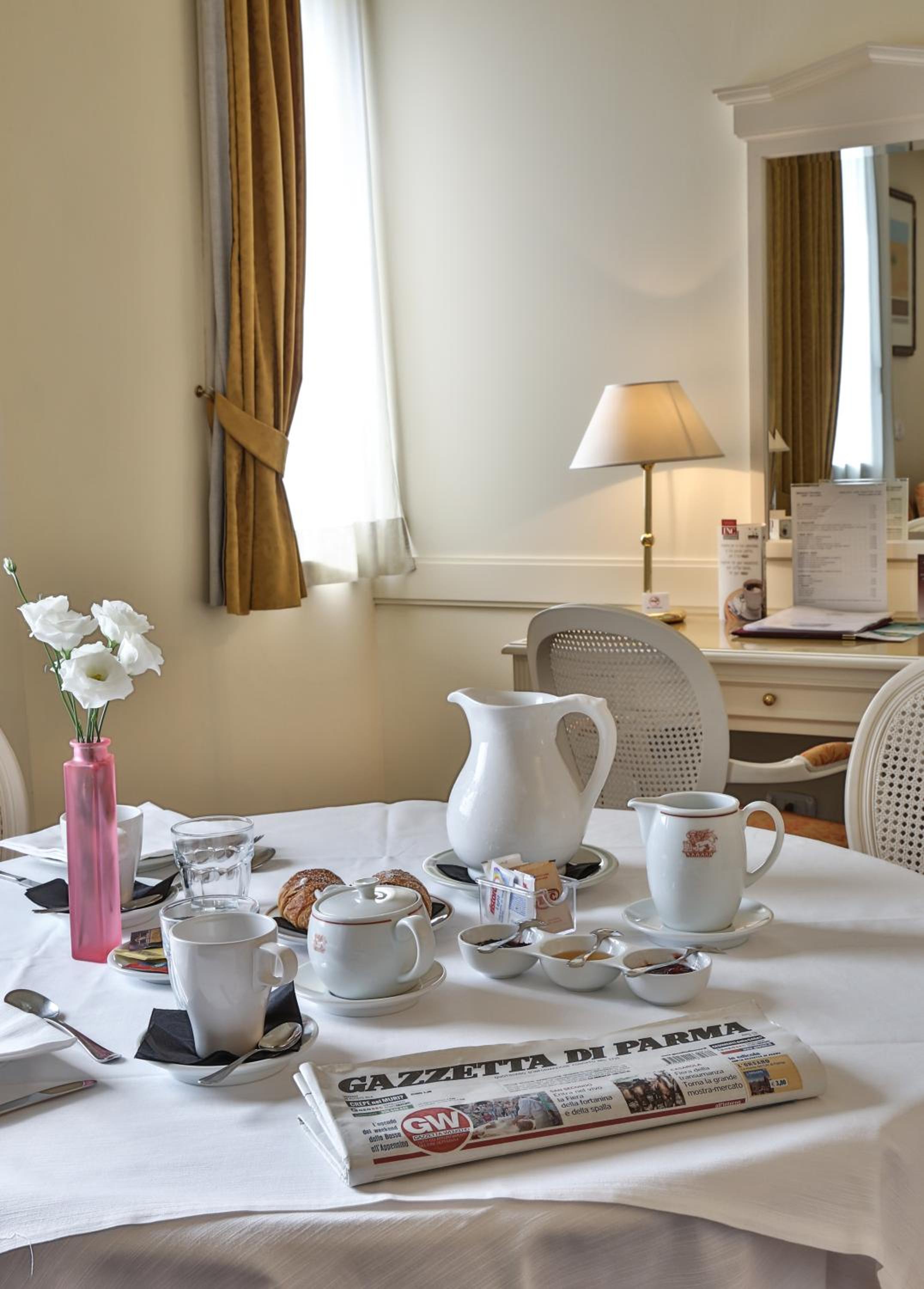 Junior Suite (2 Adults) - Photo 2