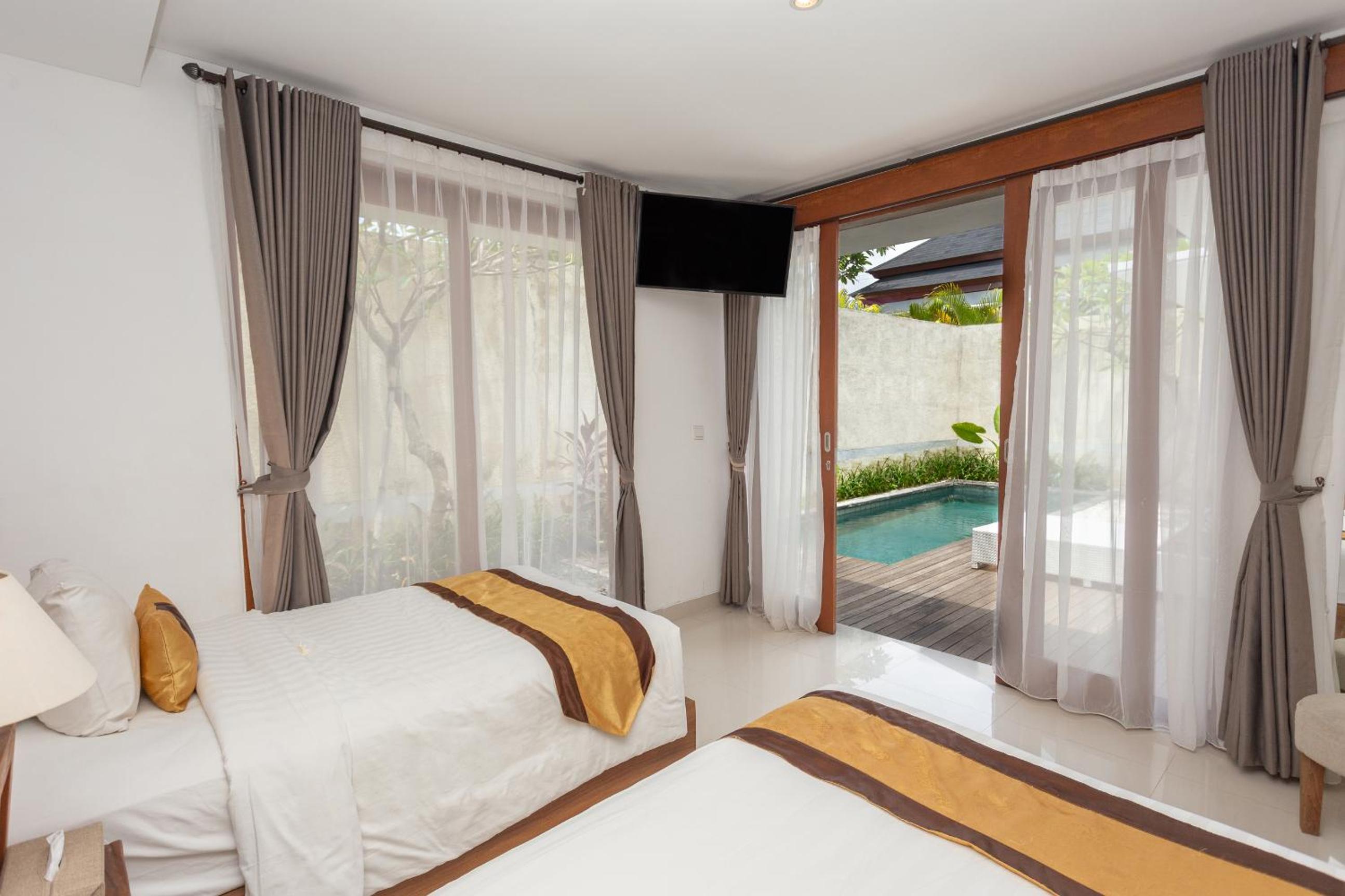 Family Package at Two-Bedroom Pool Villa photo 2