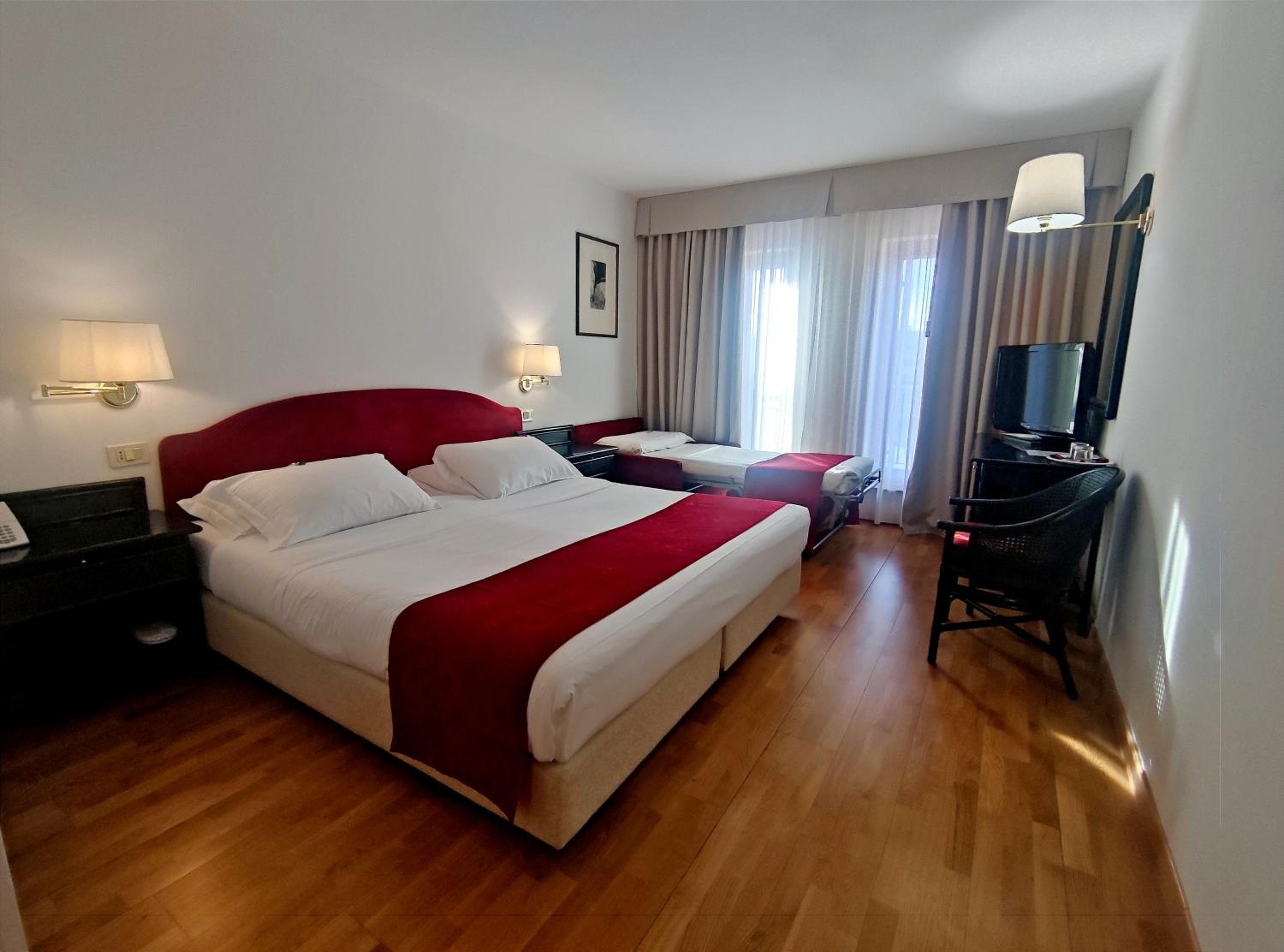 Superior Triple Room