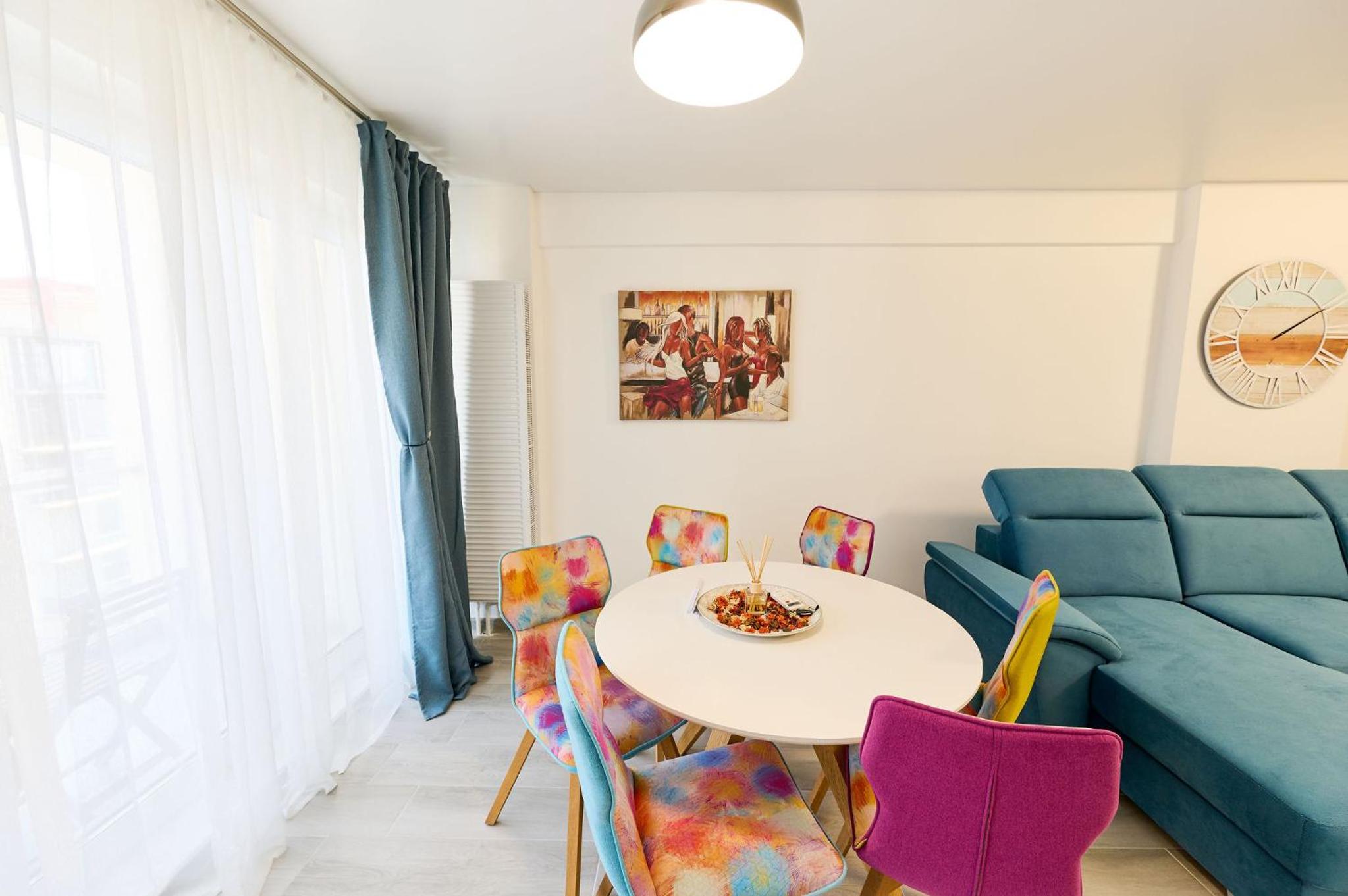 One-Bedroom Apartment - Photo 25