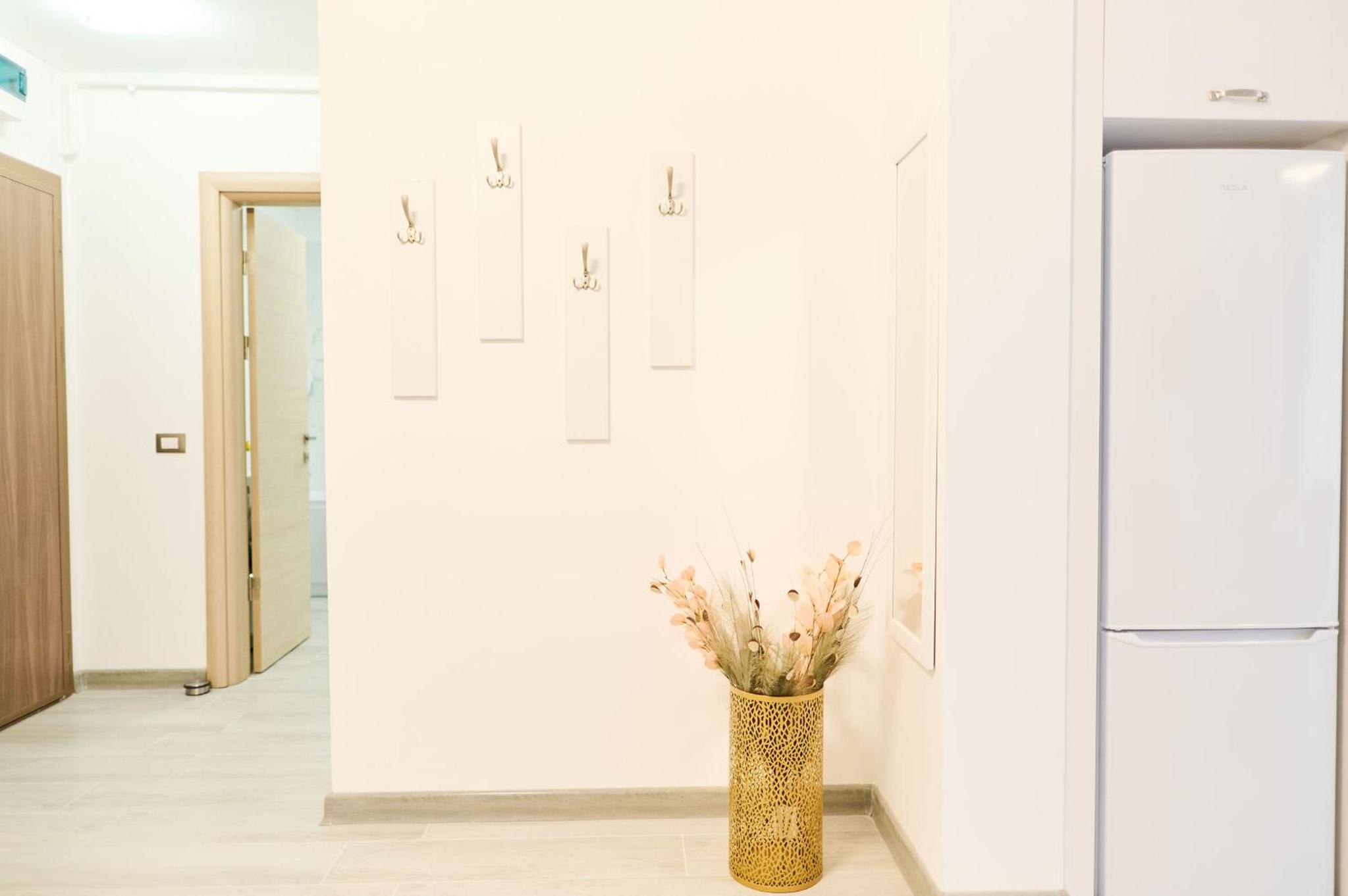 One-Bedroom Apartment - Photo 48